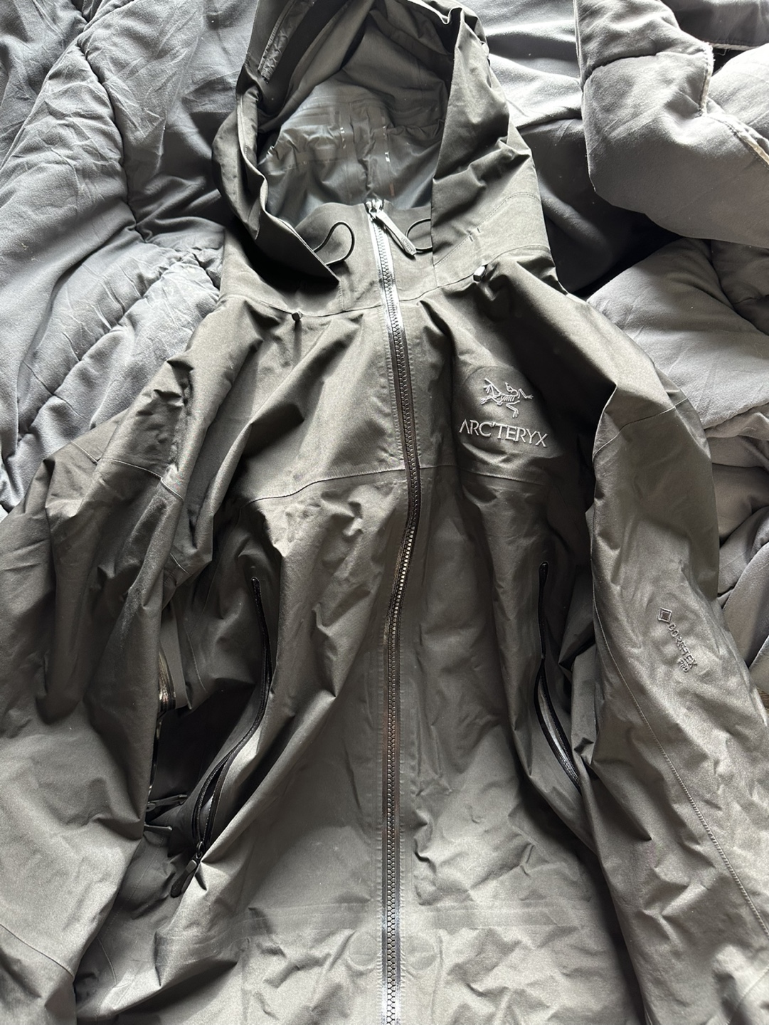 Arc'teryx Beta AR Gore-Tex Pro Jacket - Men's Large