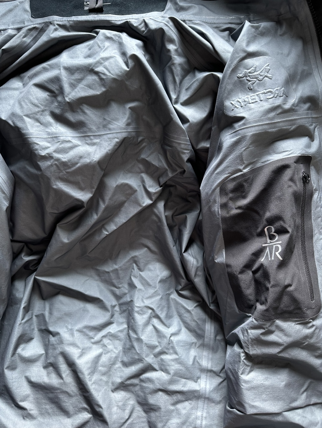 Arc'teryx Beta AR Gore-Tex Pro Jacket - Men's Large - photo 3
