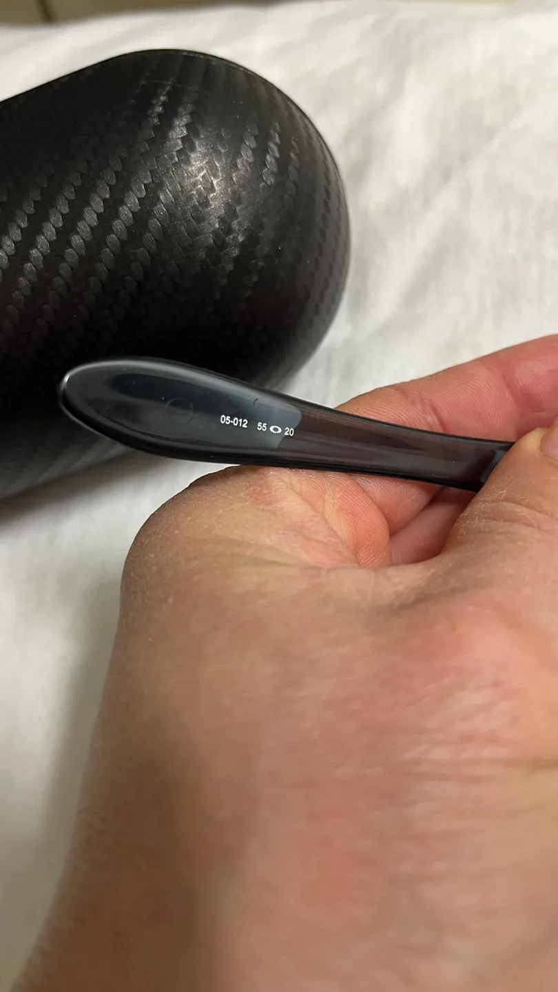 Oakley monster dog model Sunglasses with Case image indicator(5)