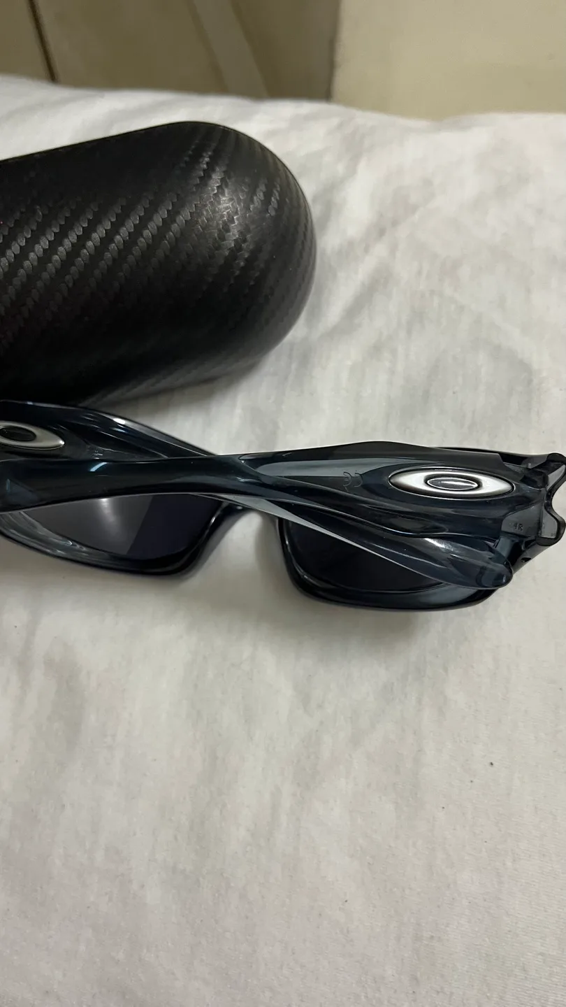 Oakley monster dog model Sunglasses with Case image indicator(2)