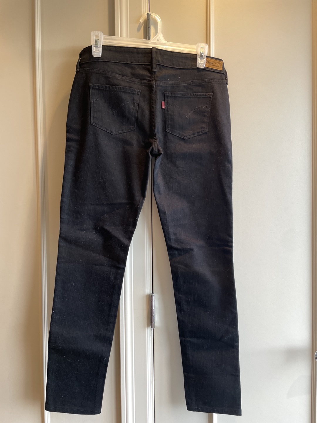 Levi's Slight Curve Skinny Jeans - Size 2/26
