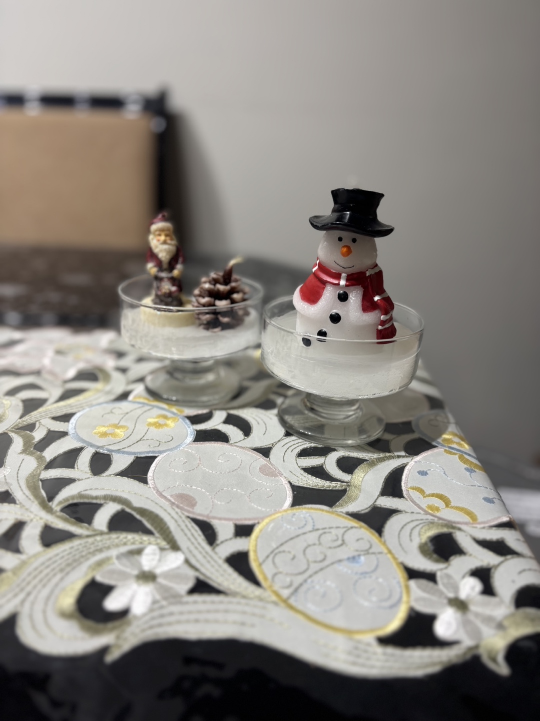 Adorable Snowman and Santa Candles - photo 2