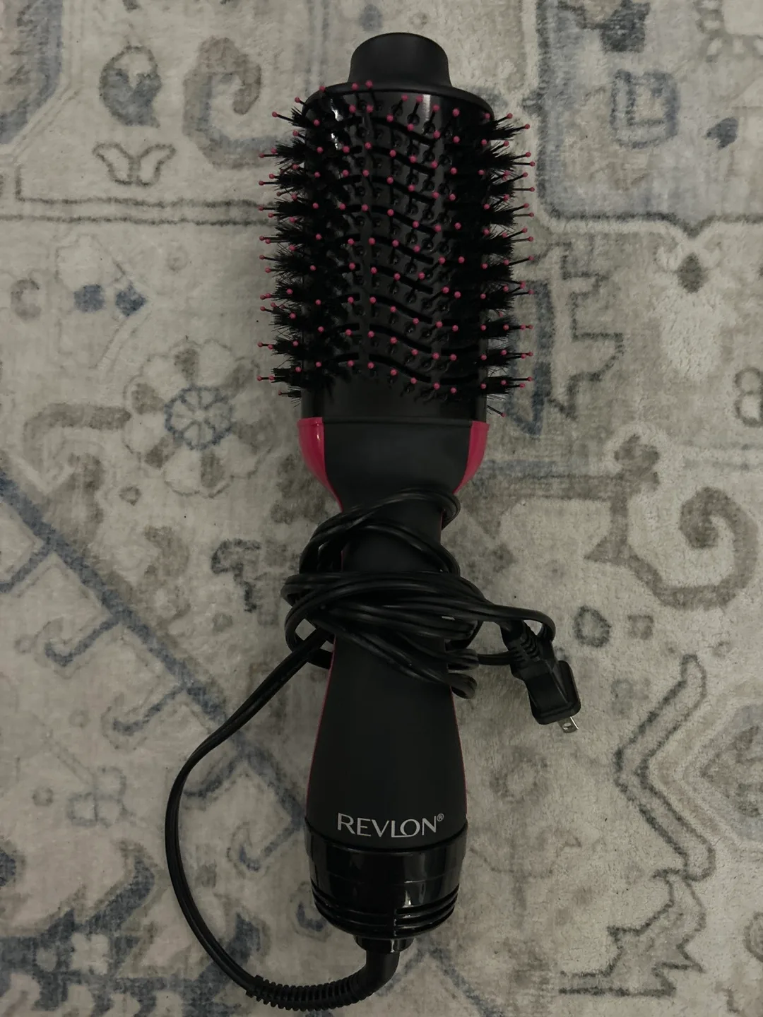Revlon Volumizing Hot Air Brush thumbnail