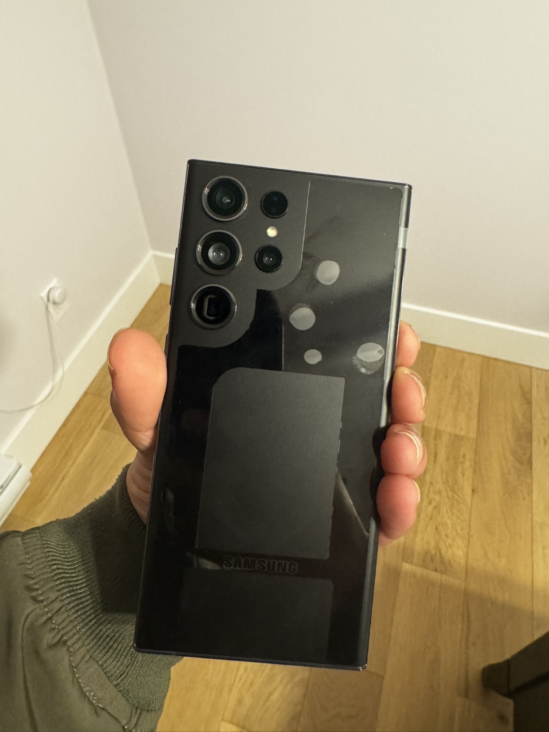 Samsung Galaxy S22 Ultra - Used Smartphone - photo 3