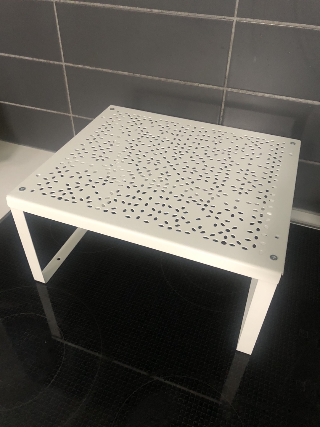 IKEA White Metal Shelf Unit