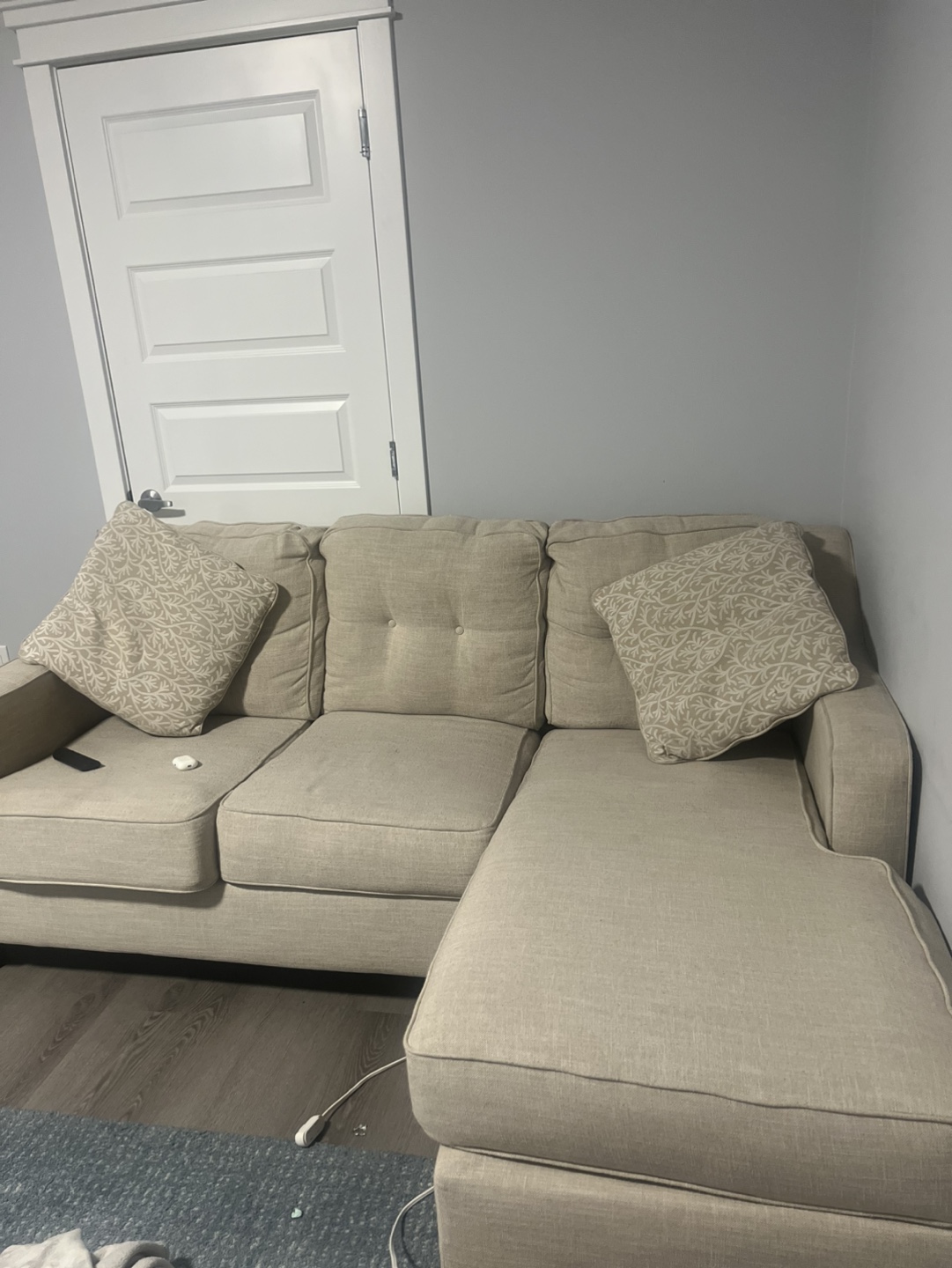 Beige Sectional Sofa - photo 2