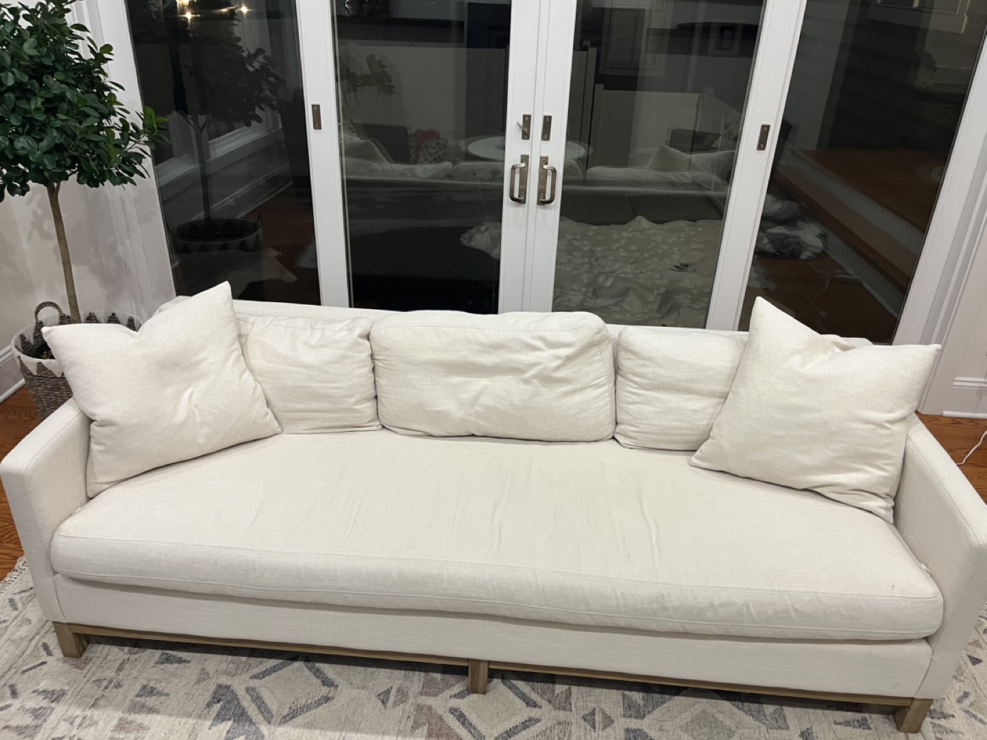 Cream Linen Sofa - photo 2