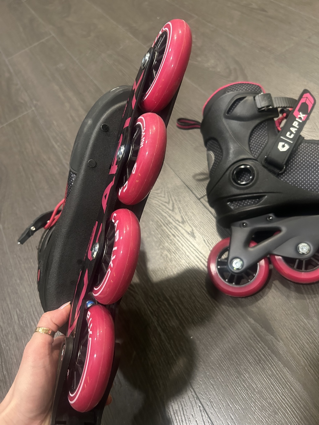 Capix Inline Skates womens 84mm - Size 7(US) - photo 2