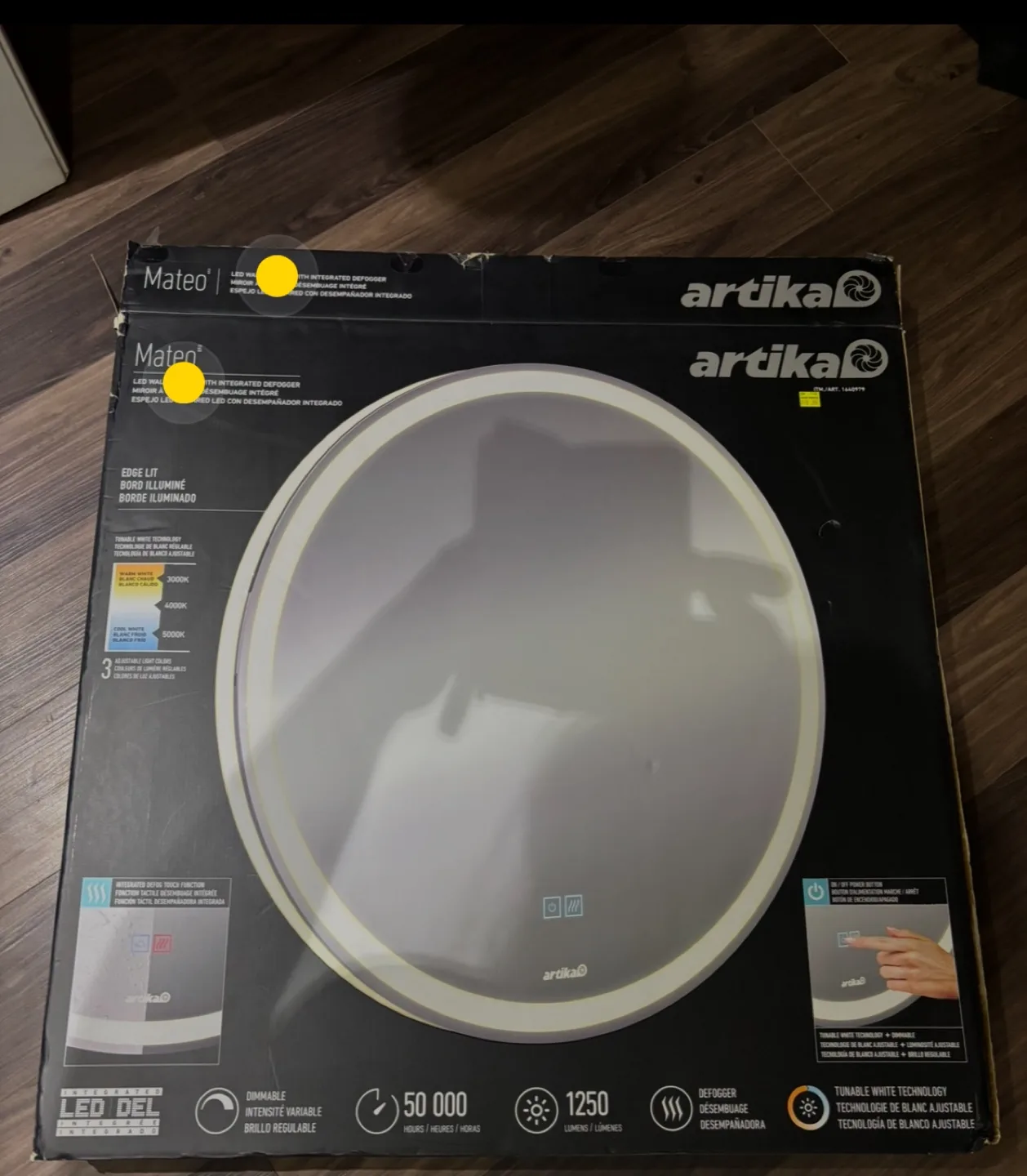 REDUCED! NEW Artika Mateo LED Lighted Round Wall Mirror image indicator(3)