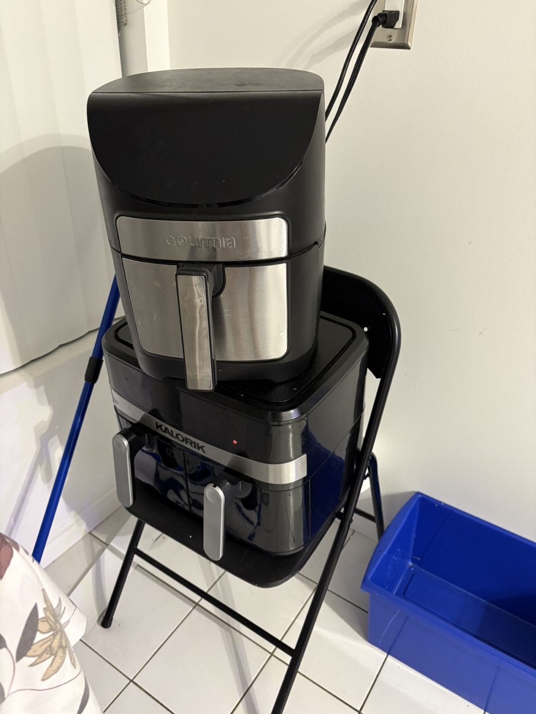 Two Air Fryers - Gourmia & Kalorik - photo 3