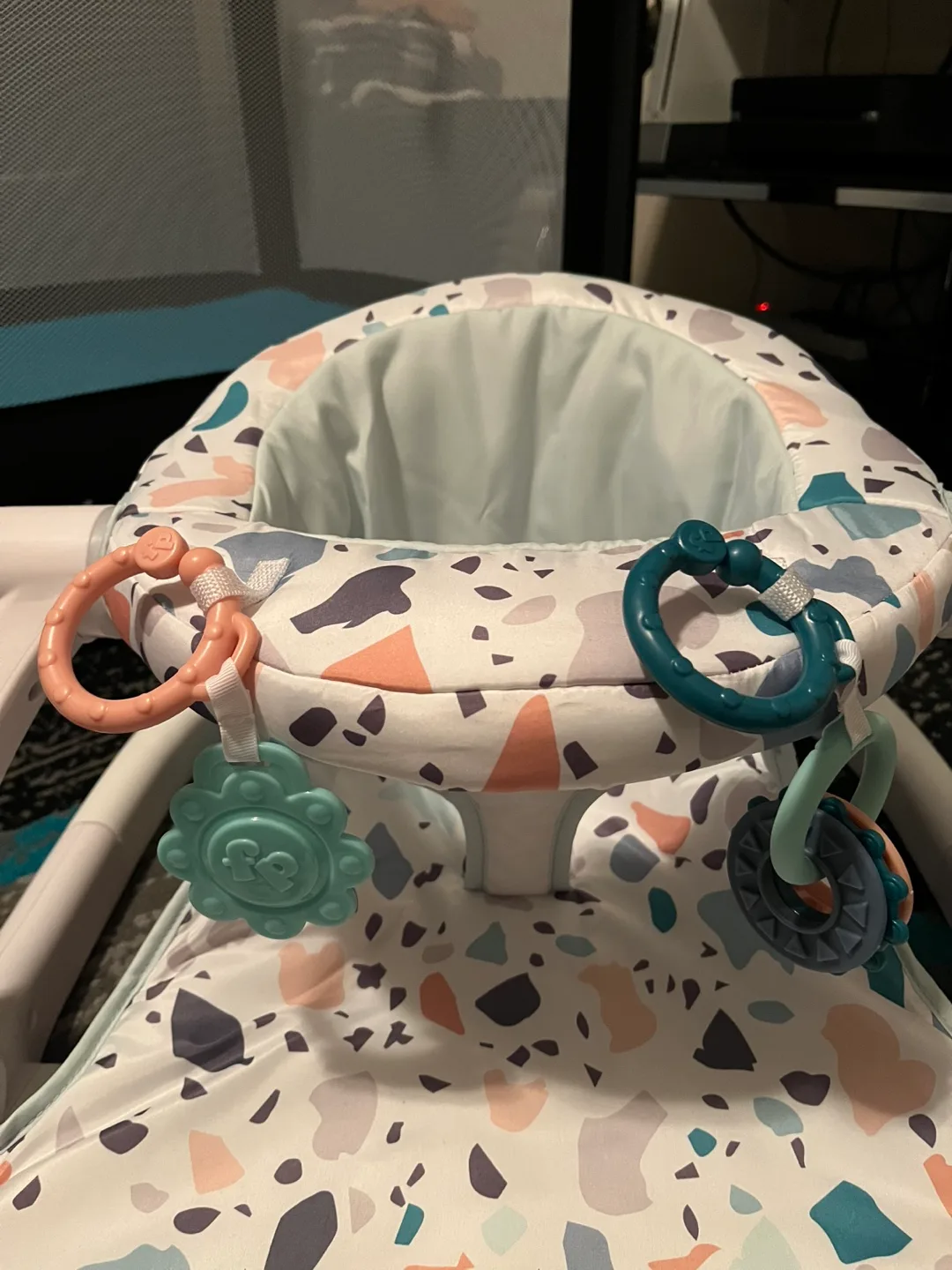 🥕Fisher Price Baby Sit-Me-Up Floor Seat, Terrazzo image indicator(2)