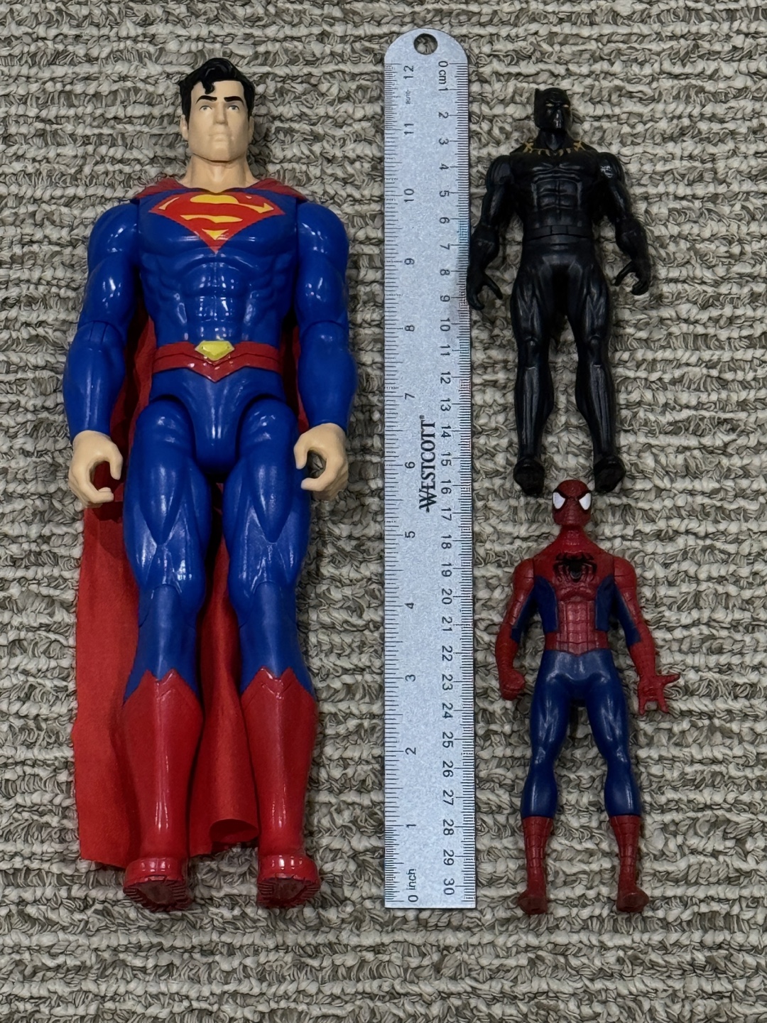 10 Superhero Action Figures - Marvel and DC Set - photo 2