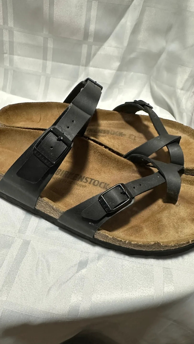 Birkenstock Gizeh Sandals - Black - Size 9.0 image indicator(3)