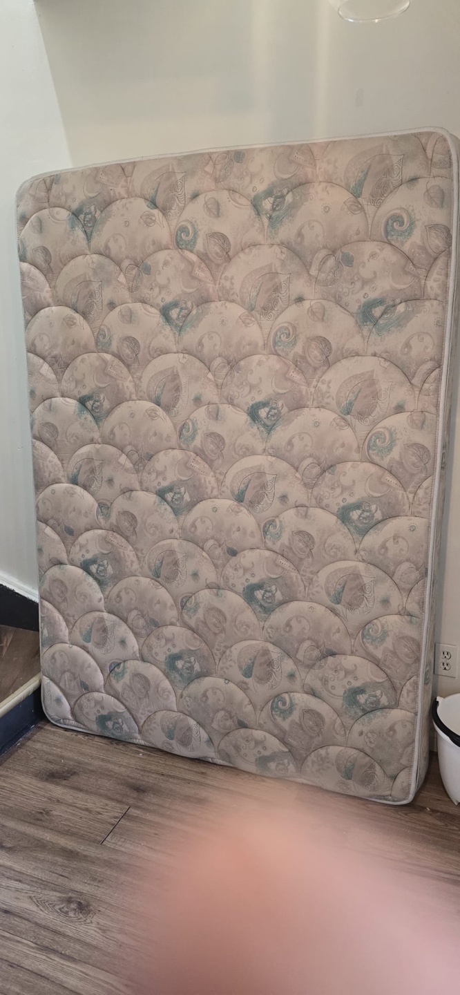 Double bed frame and mattress songesand ikea - photo 2
