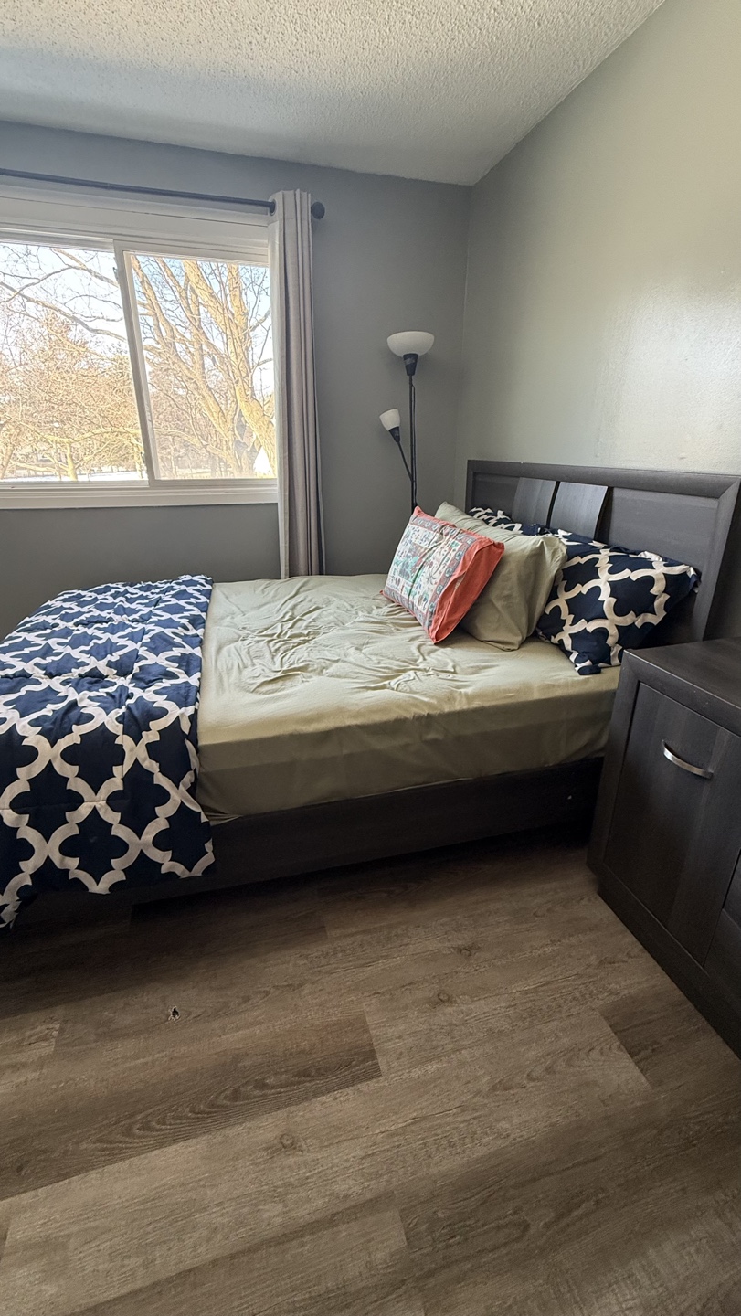 Queen Size Bed Frame with Headboard