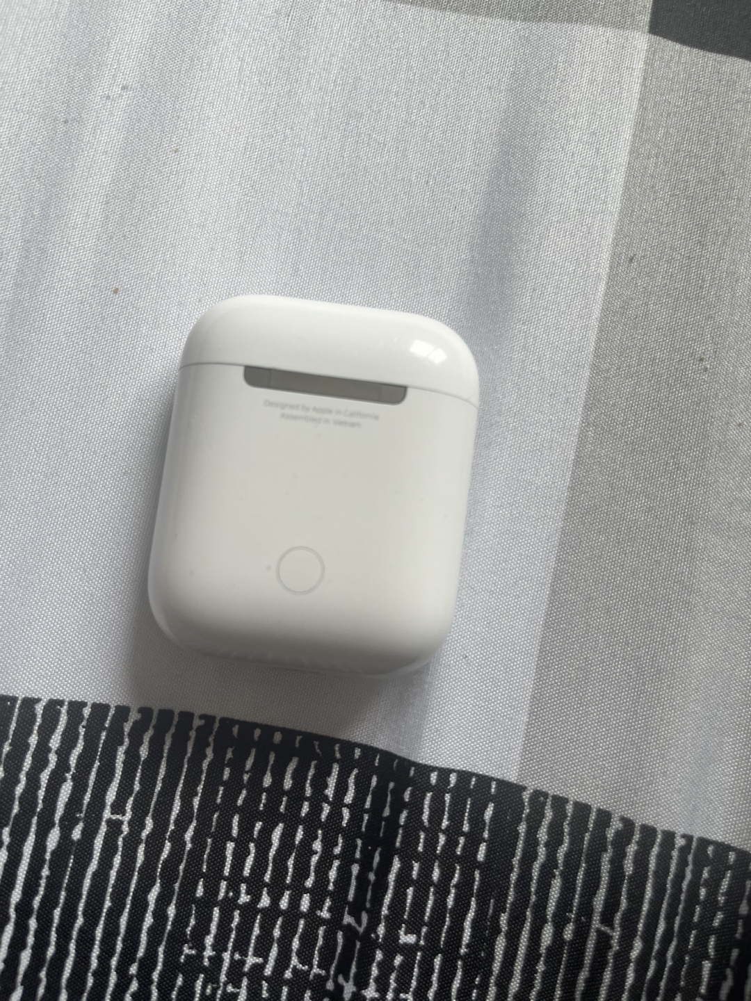 Airpods 2nd generation - photo 2
