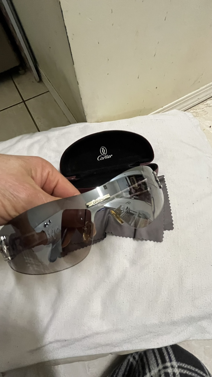 Cartier Sunglasses with Case - photo 3