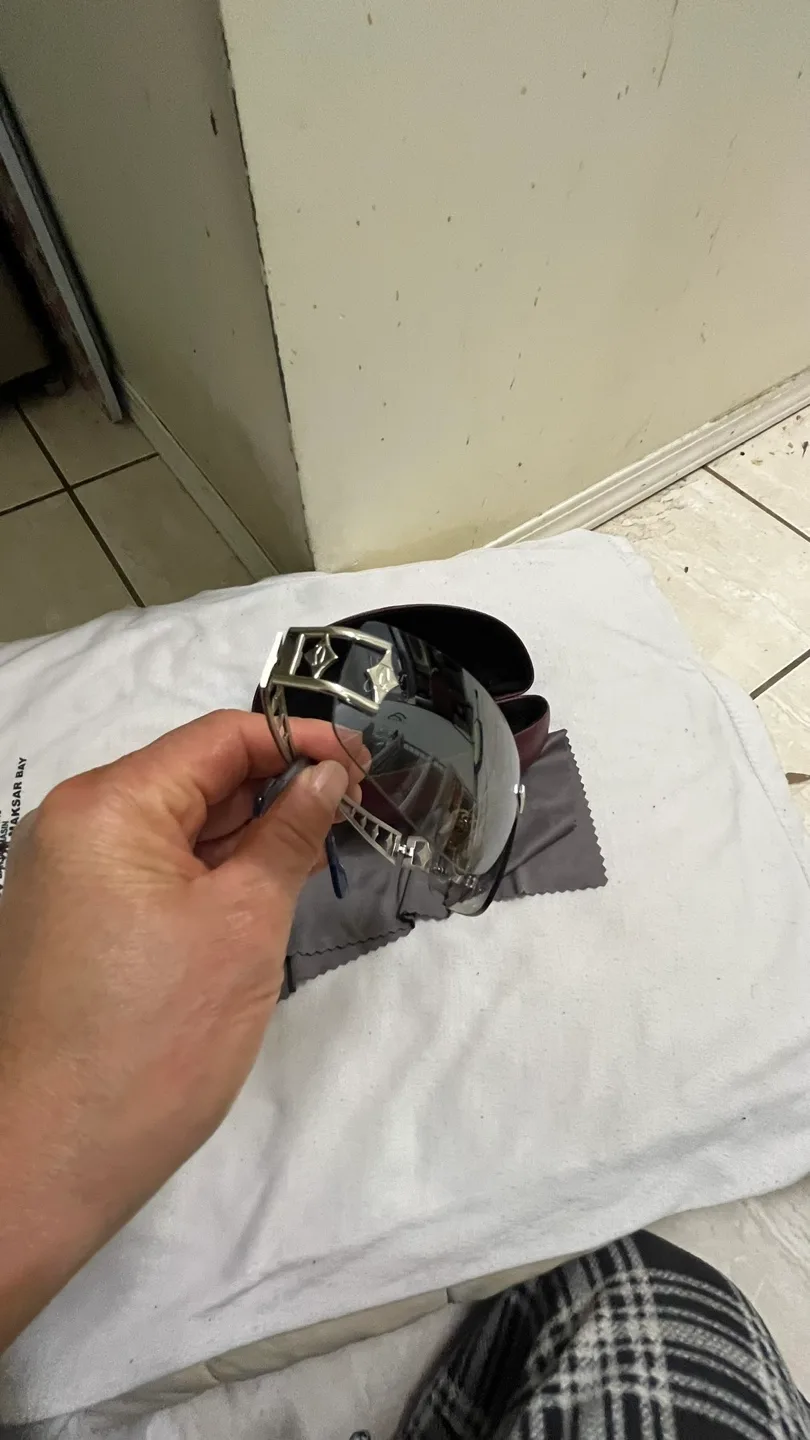 Cartier Sunglasses with Case image indicator(7)