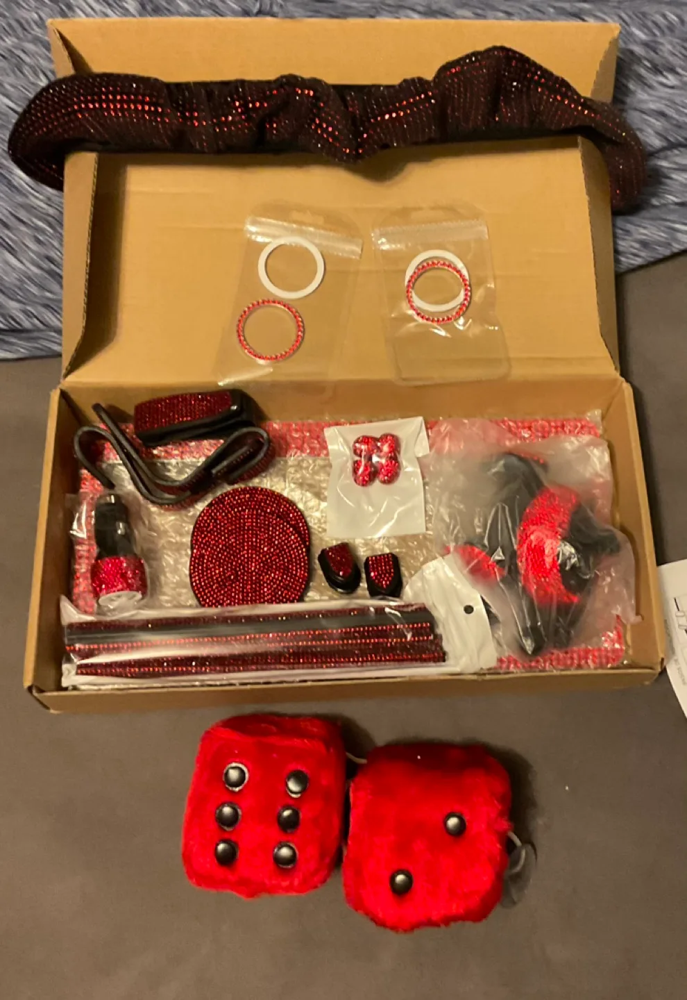 27PCS Bling Car Accessories Set - Red Rhinestone image indicator(7)