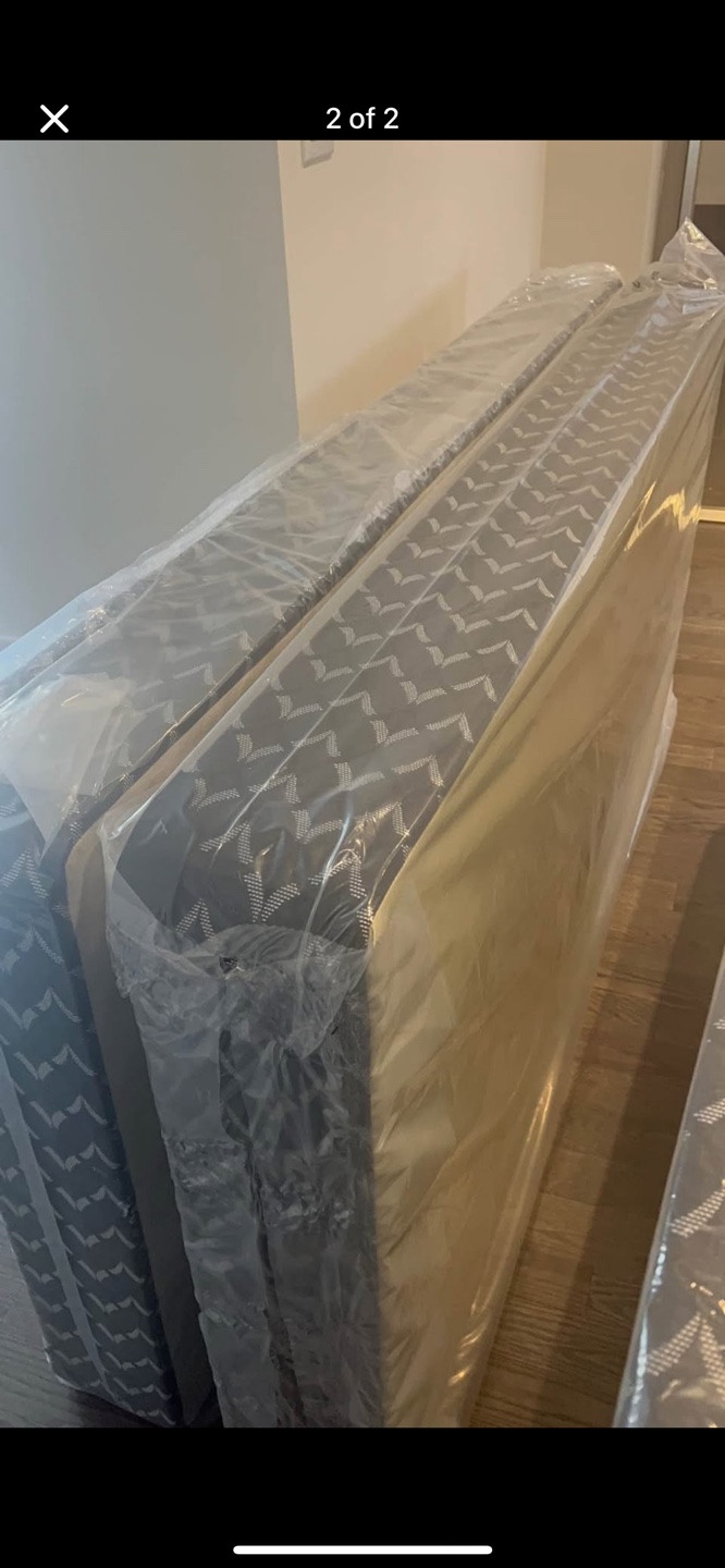 New King or Twin Box Spring Set - photo 2
