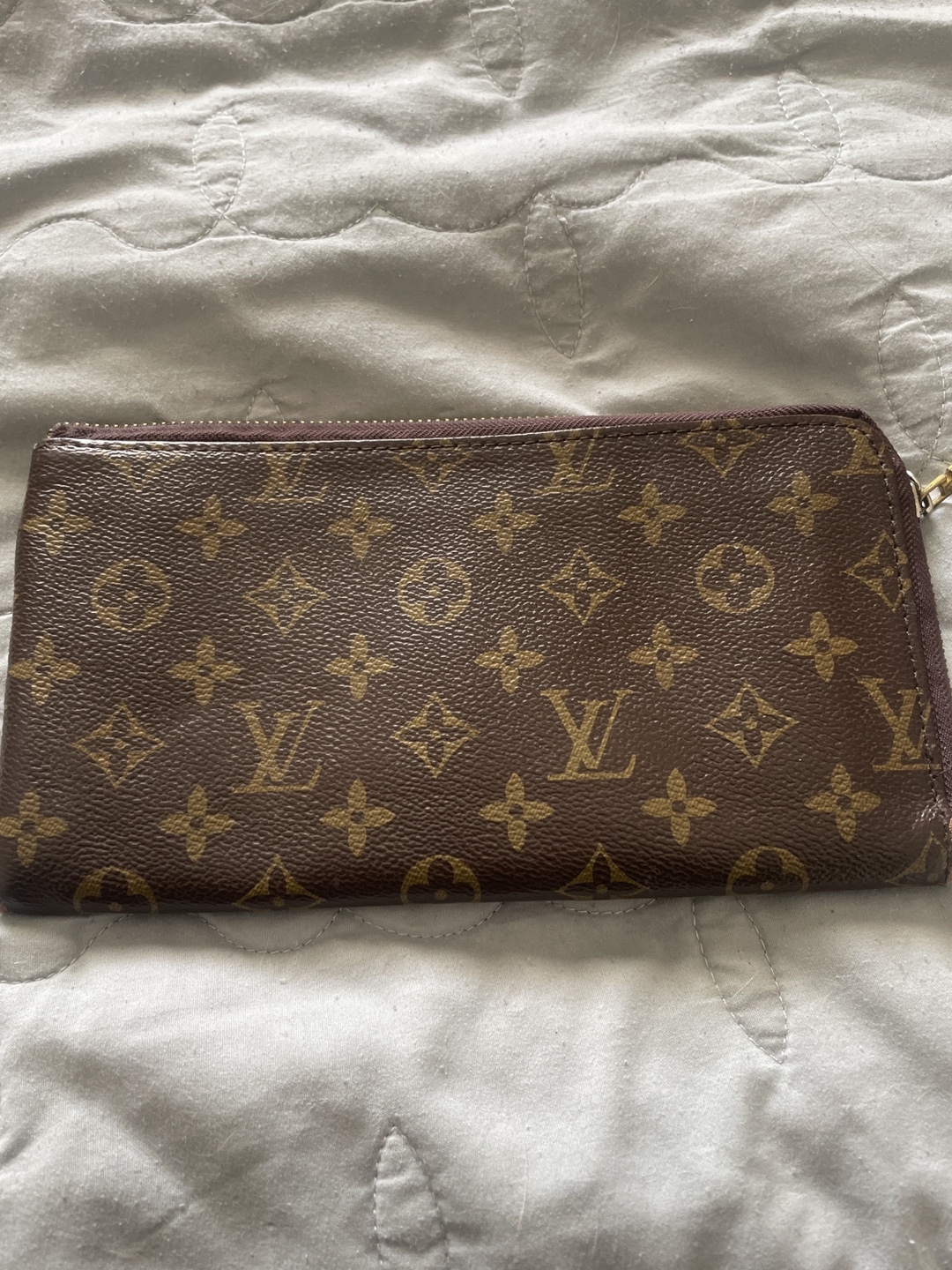 Louis Vuitton Monogram Zip Around Wallet