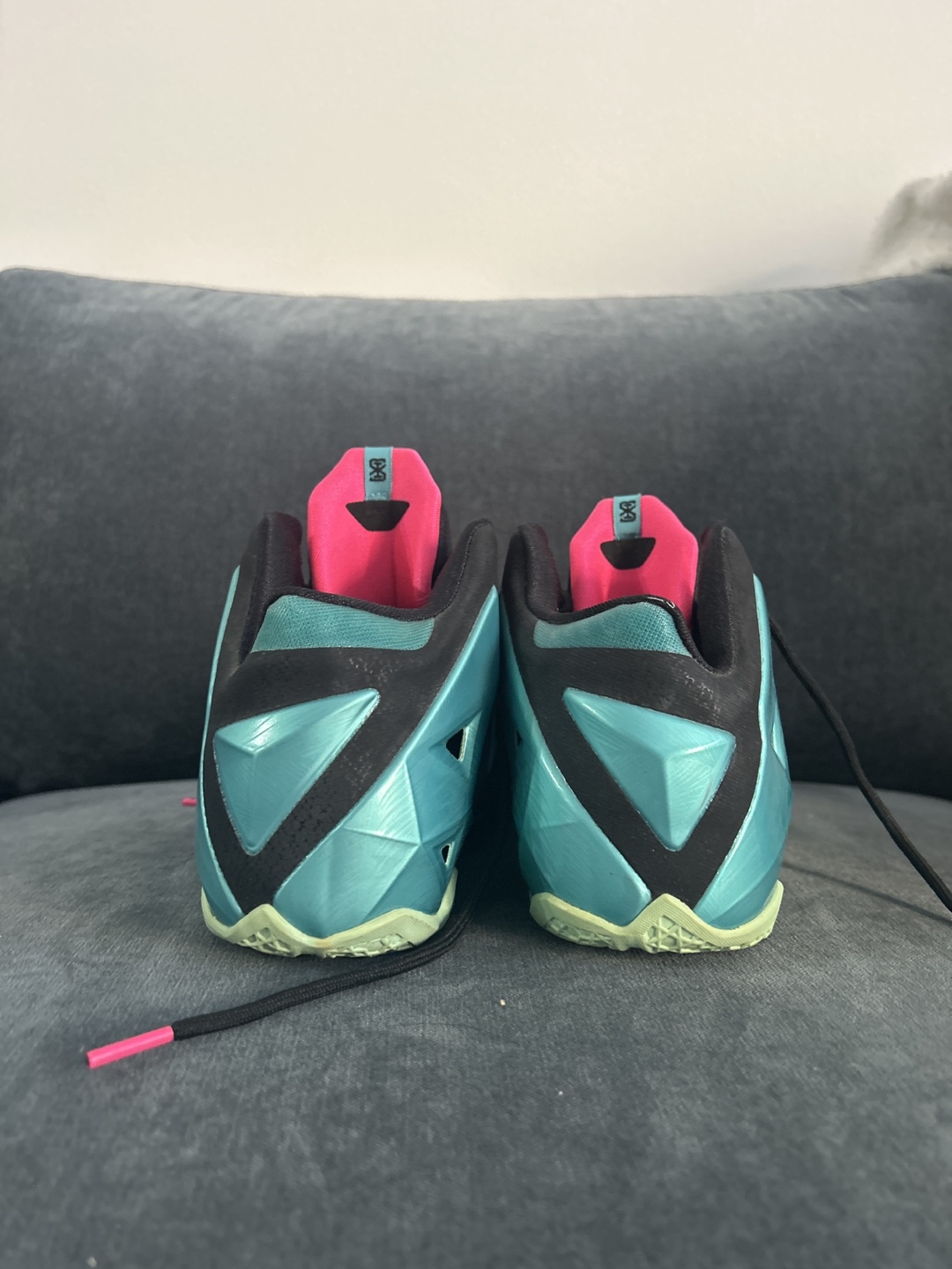 Nike LeBron X (10) Basketball Shoes - photo 5