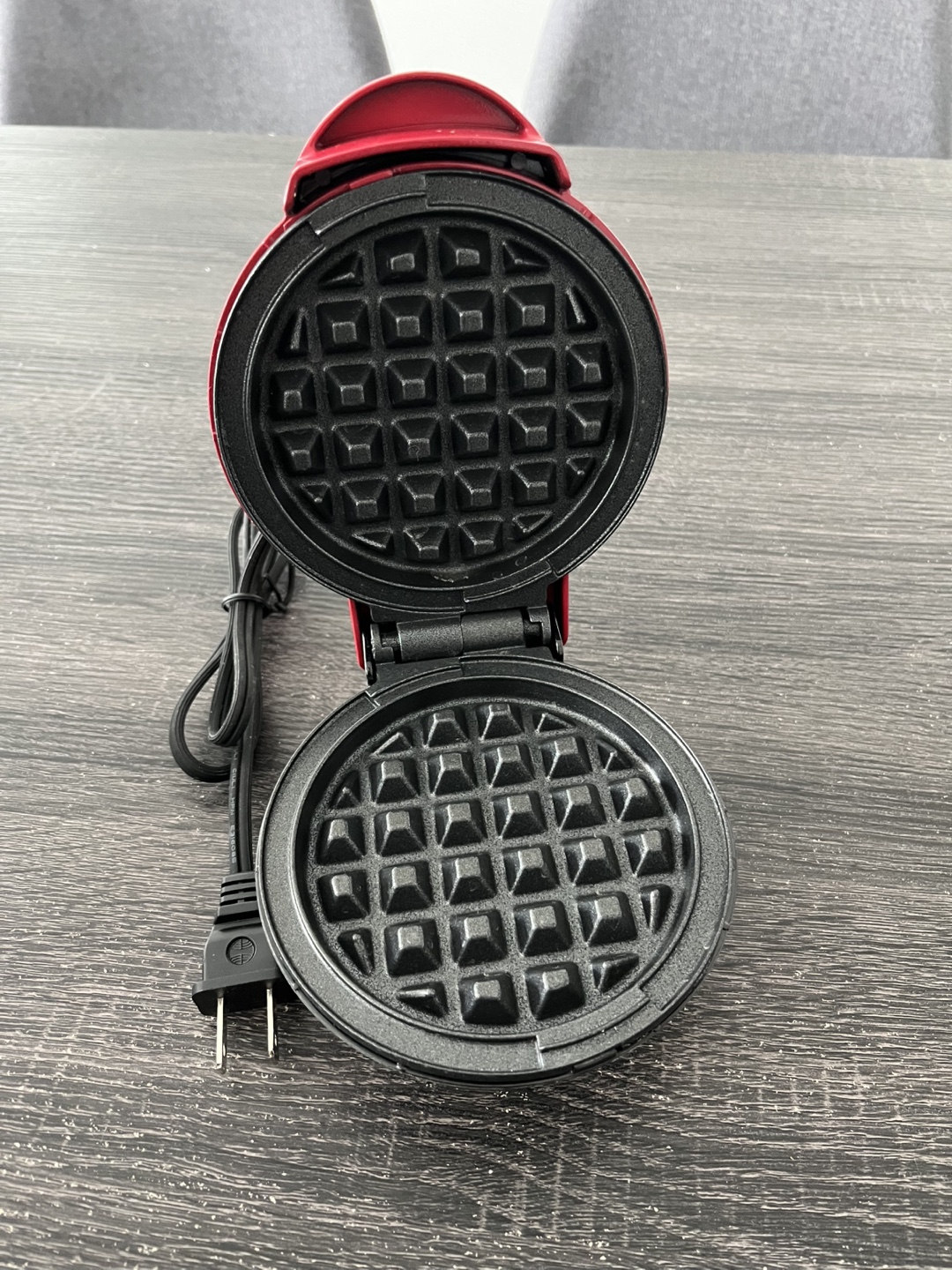 Dash Mini Waffle Maker - Red - photo 2