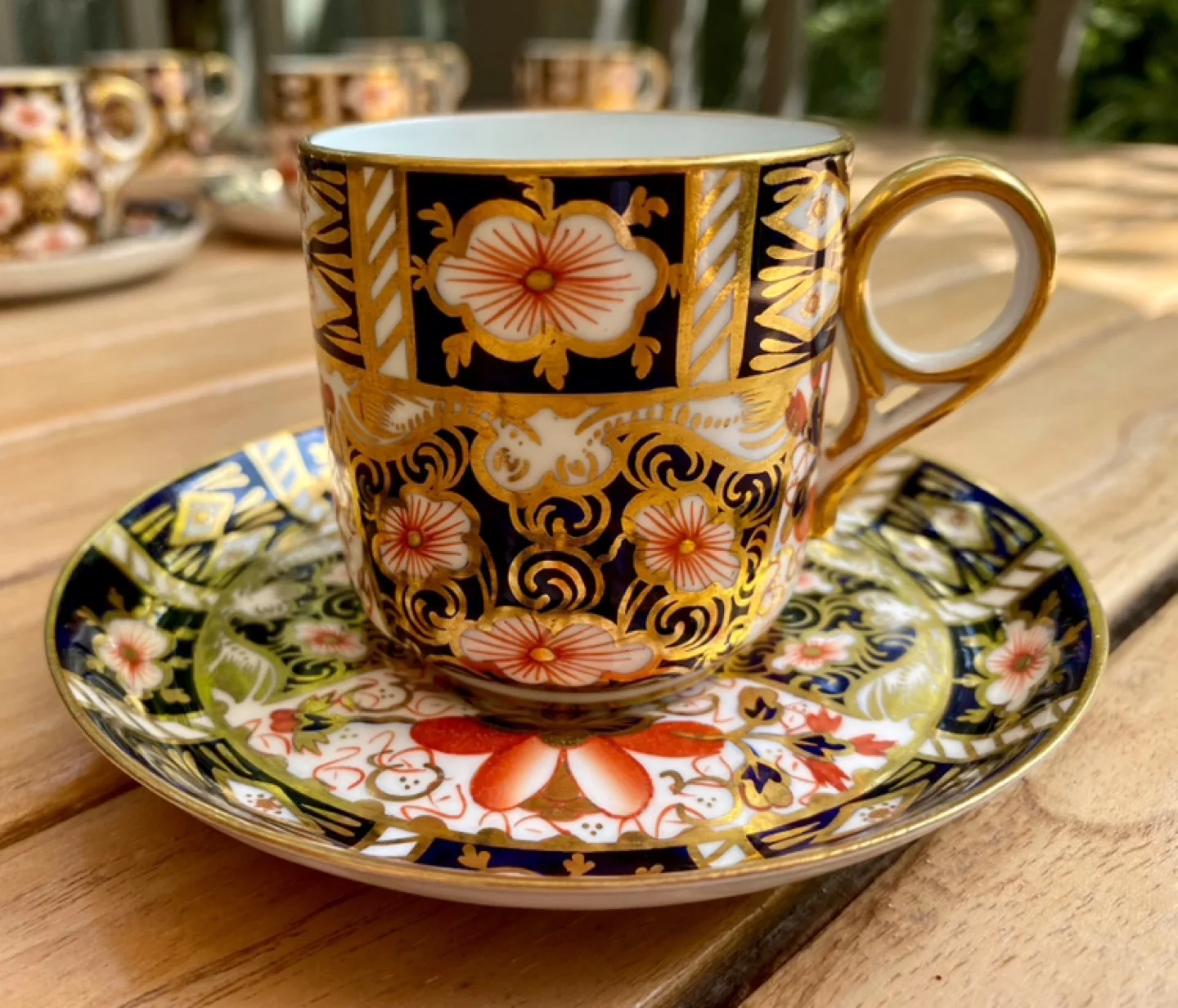 EARLY1900’s Royal Crown Derby Imari 2451 demitasse cups/saucers image indicator(8)