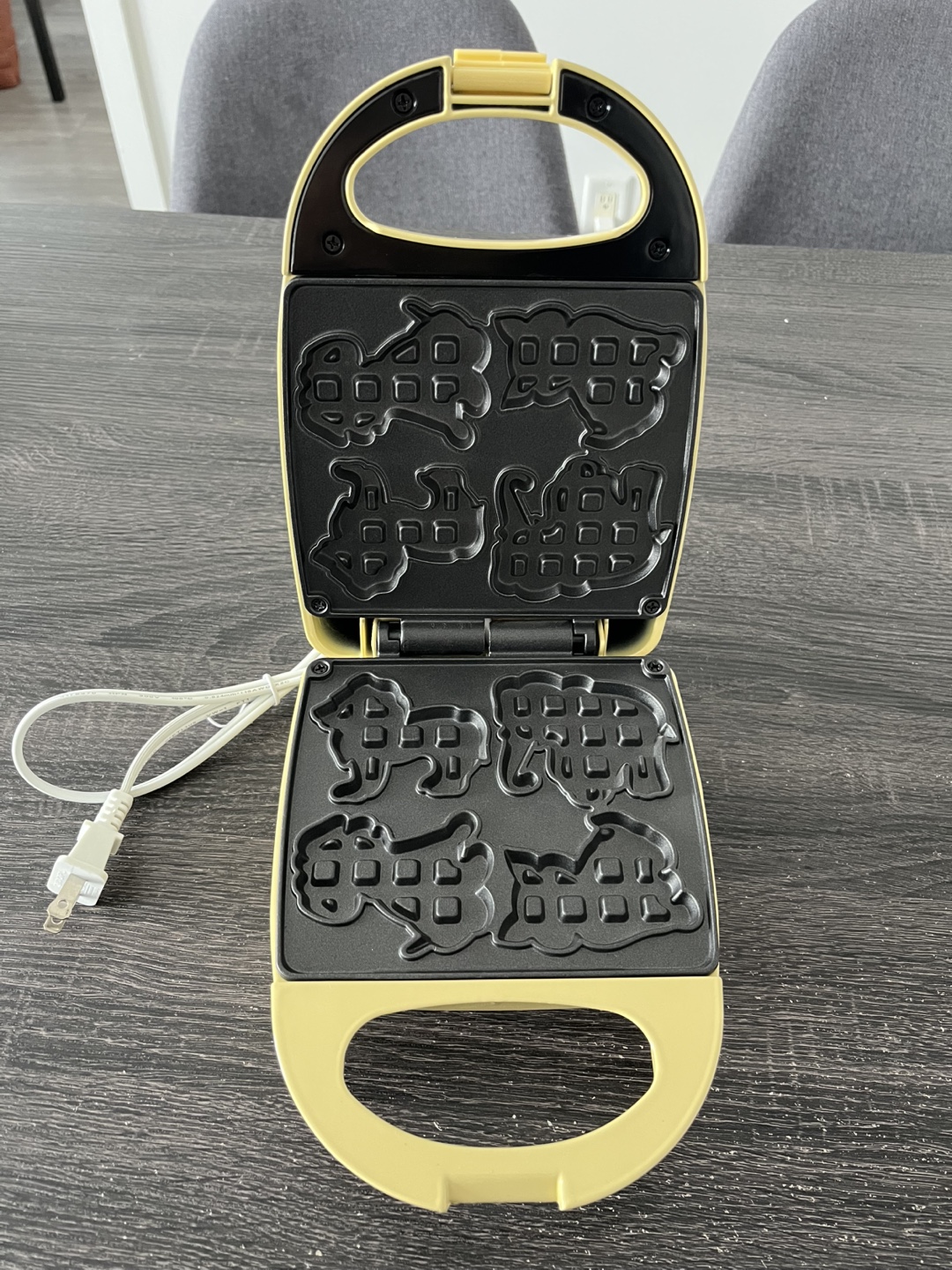 Nostalgia MyMini Animal Circus Waffle Maker - photo 3
