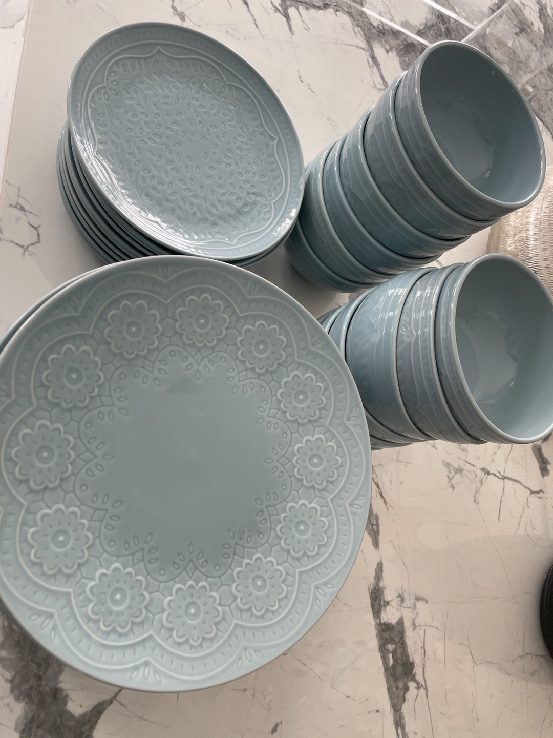 Beautiful Light Blue Dinnerware Set