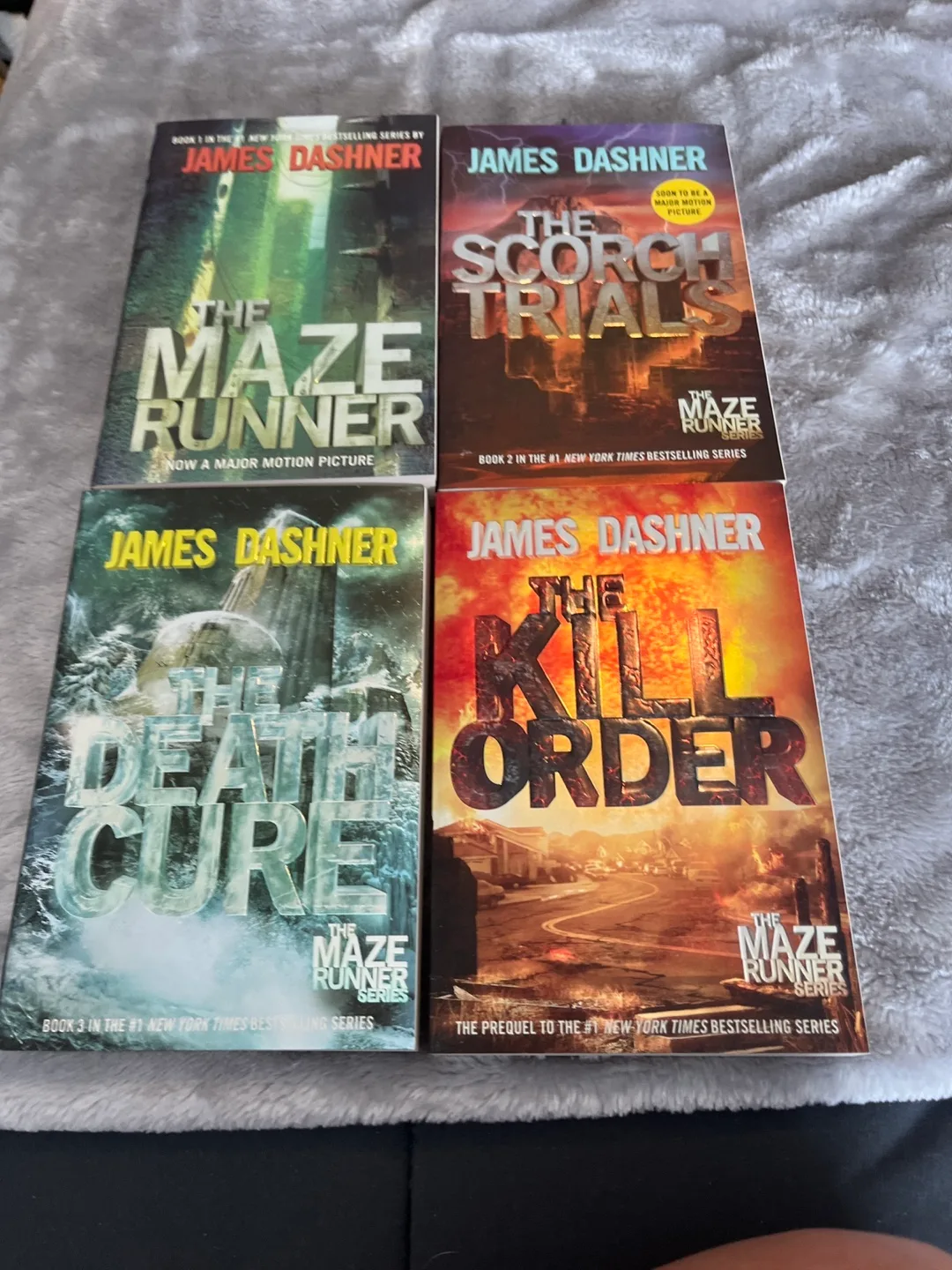 Maze Runner Series Complete Collection - Box Set image indicator(2)