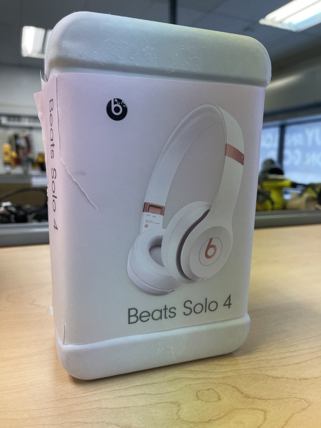 Beats Solo4 Wireless On-Ear Headphones - Ivory