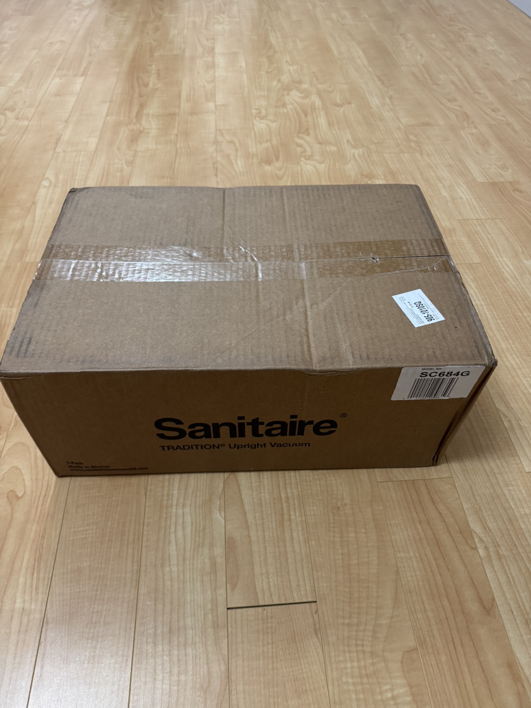 Sanitaire Tradition Upright vacuum cleaner - photo 2