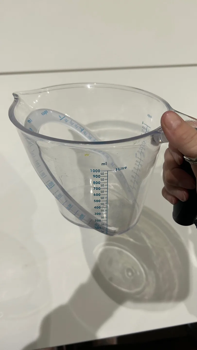 1-litre Top View Measuring Cup image indicator(4)
