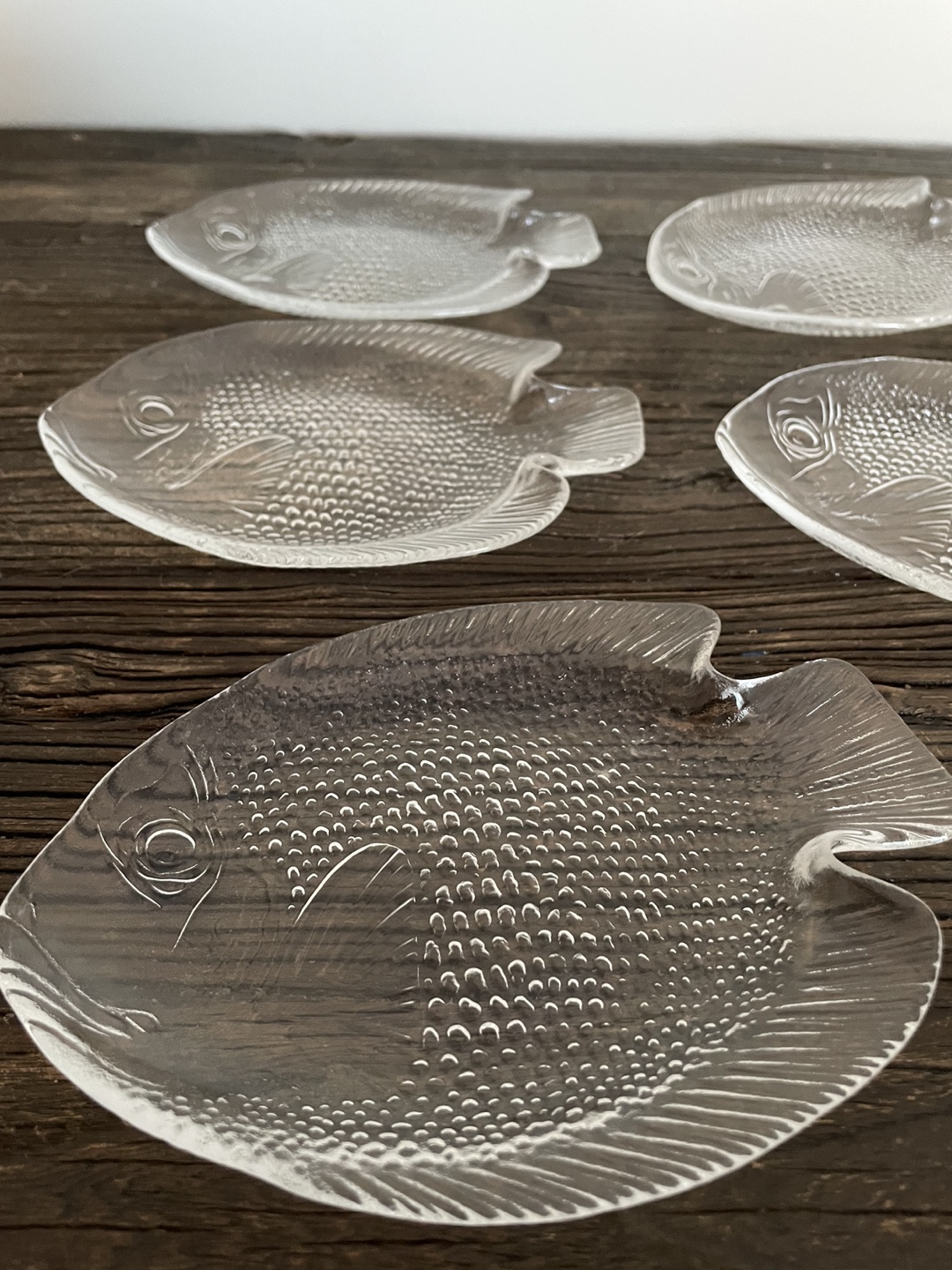 Vintage Glass Fish Shaped Plates Set of 6 - photo 2