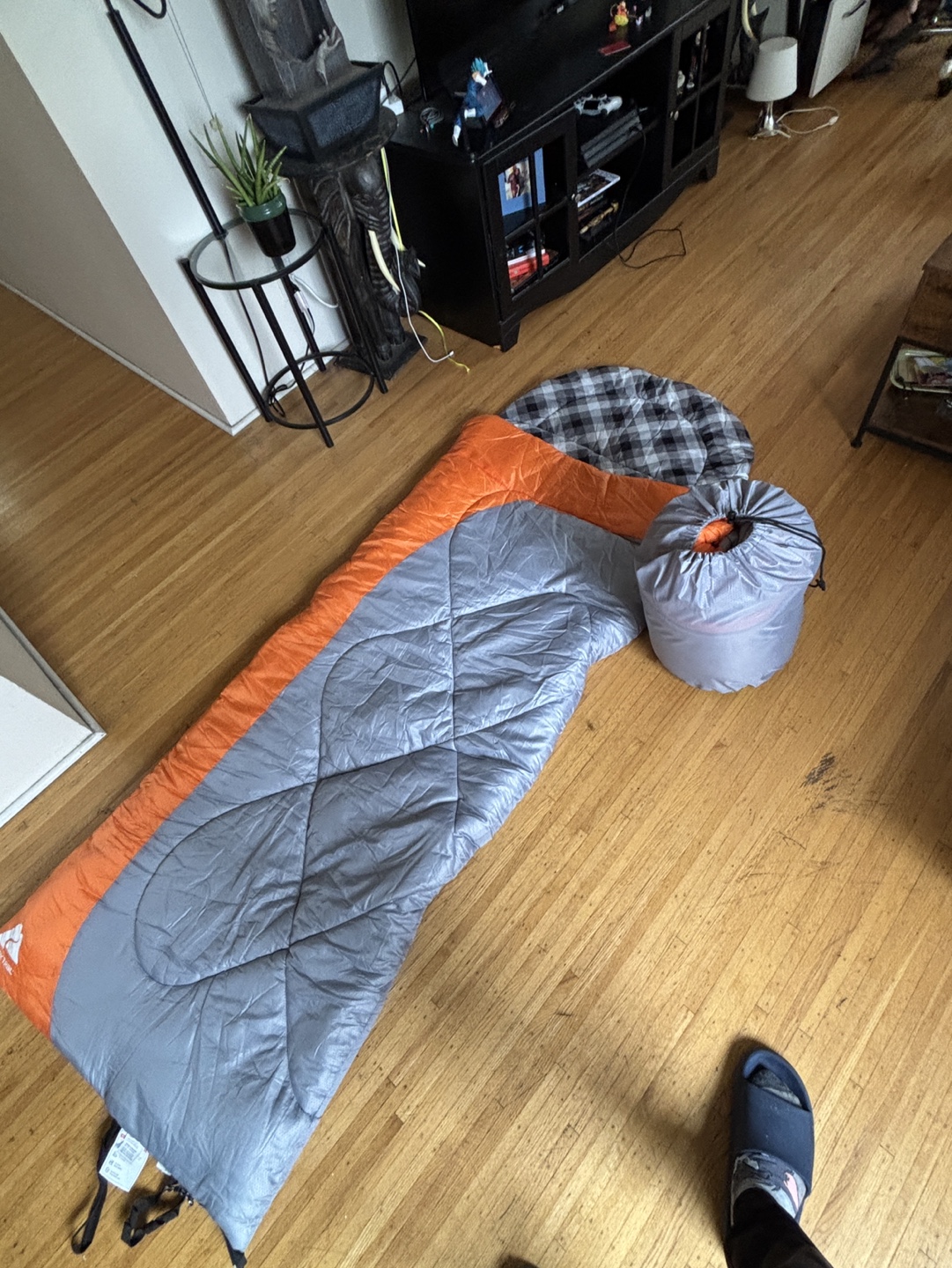 3 sleeping bags