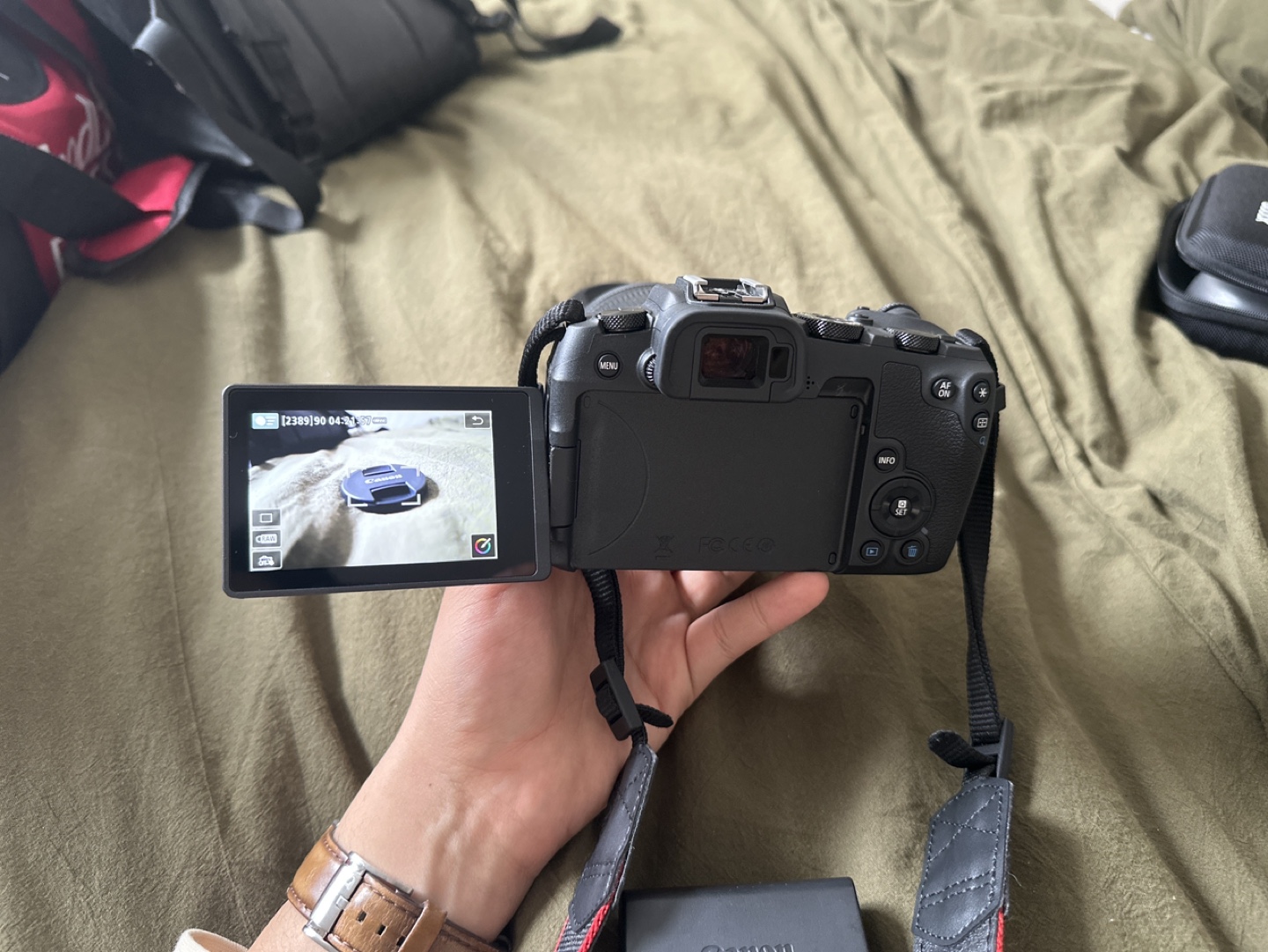 Canon EOS RP Camera kit - photo 4