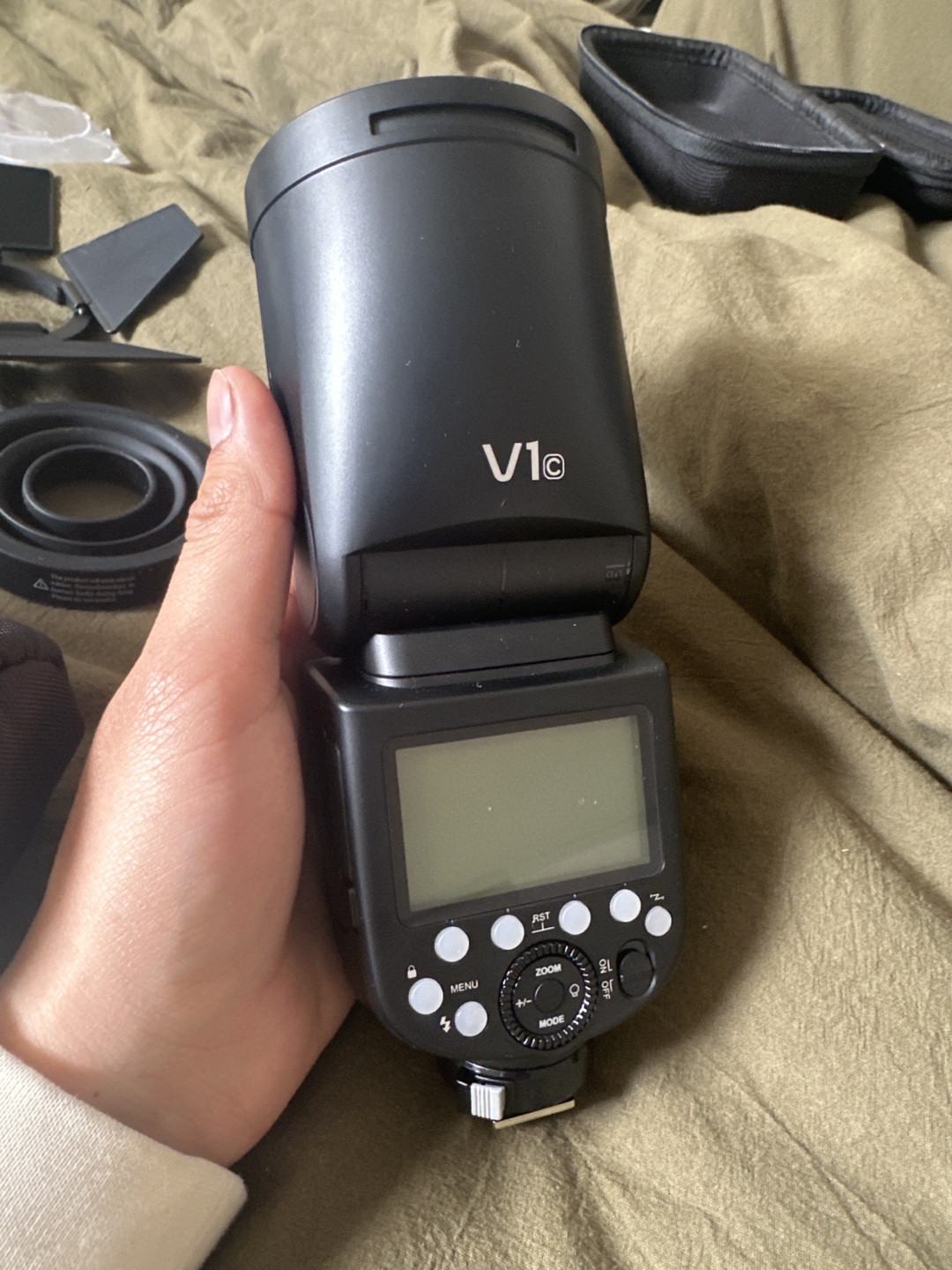 Godox V1C Camera Flash + Accessories - photo 2
