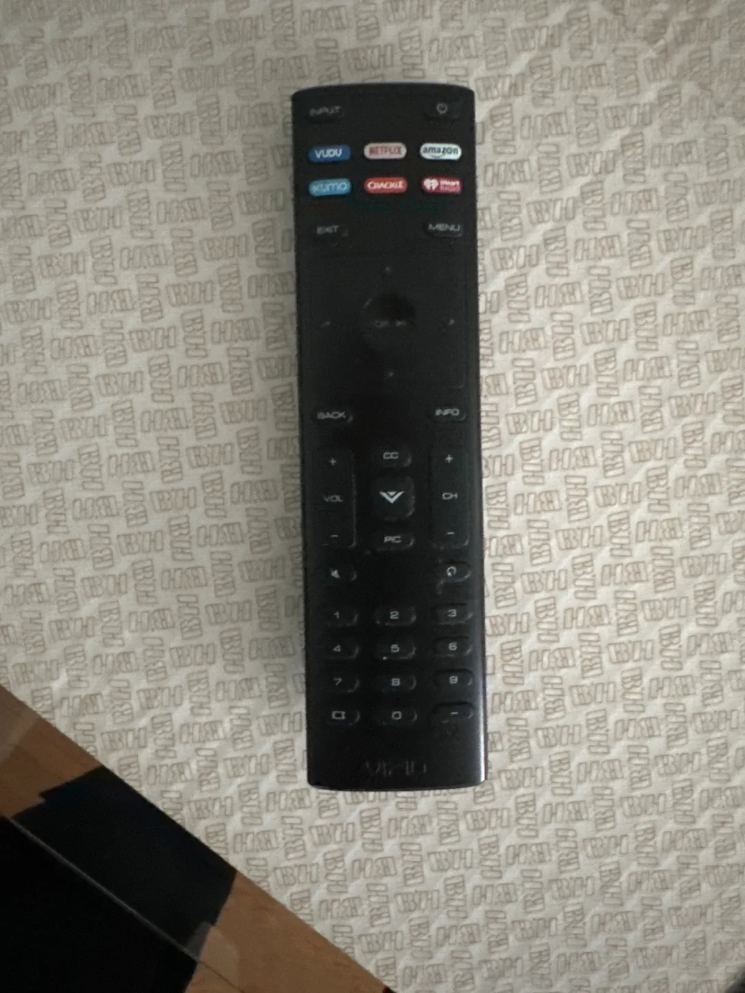 Vizio 65 inch 4K Smart TV with remote image indicator(2)