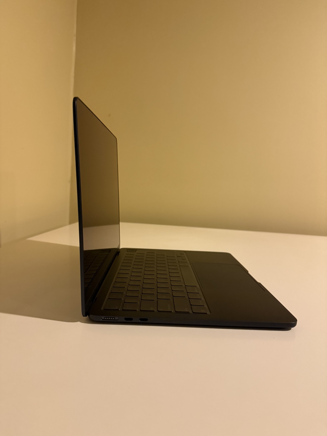 MacBook Air 13-inch Laptop - Midnight 256GB - photo 3