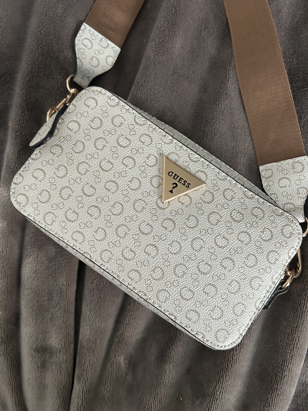 Guess Beige Crossbody Bag