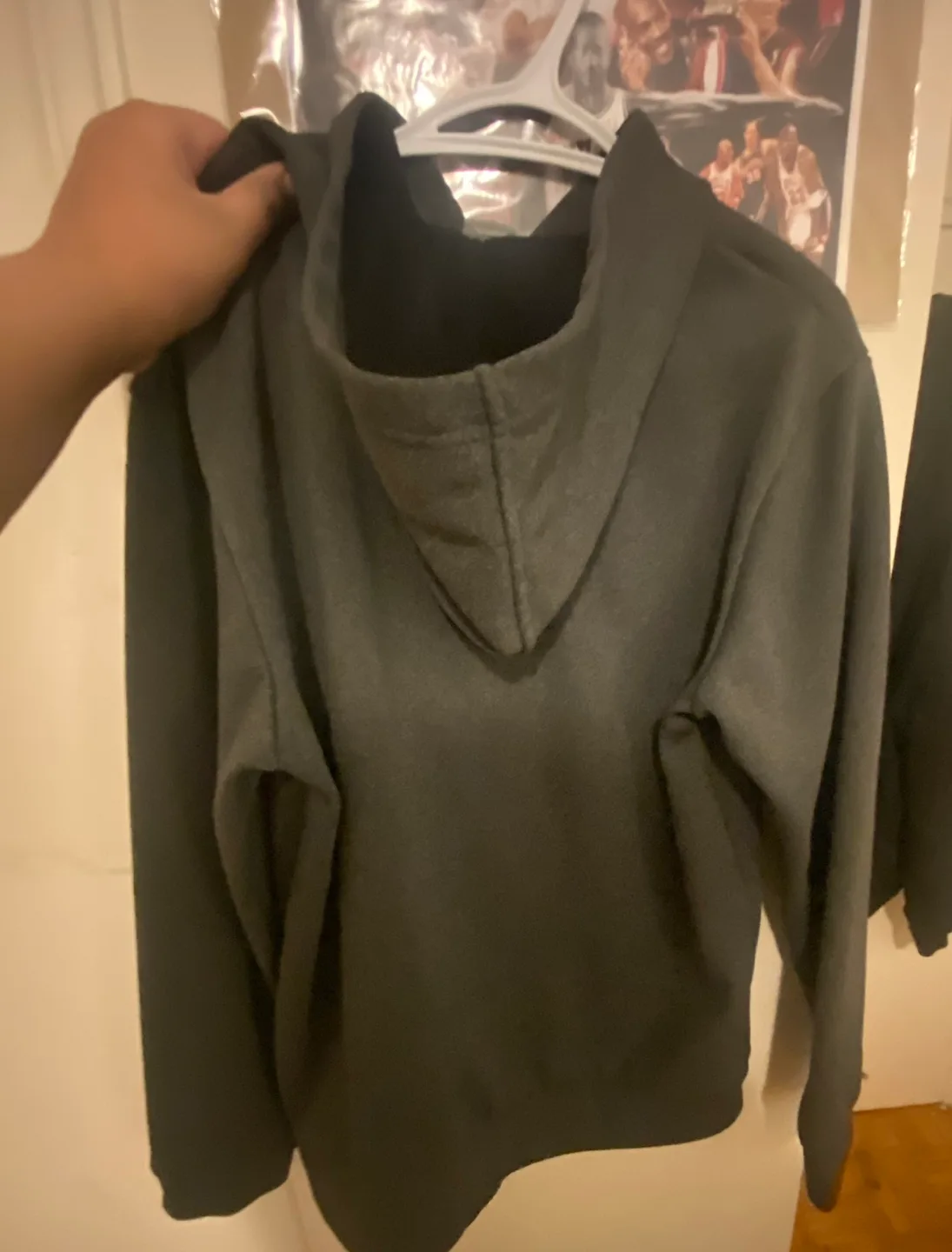 Bench. Dark Grey Hoodie image indicator(2)