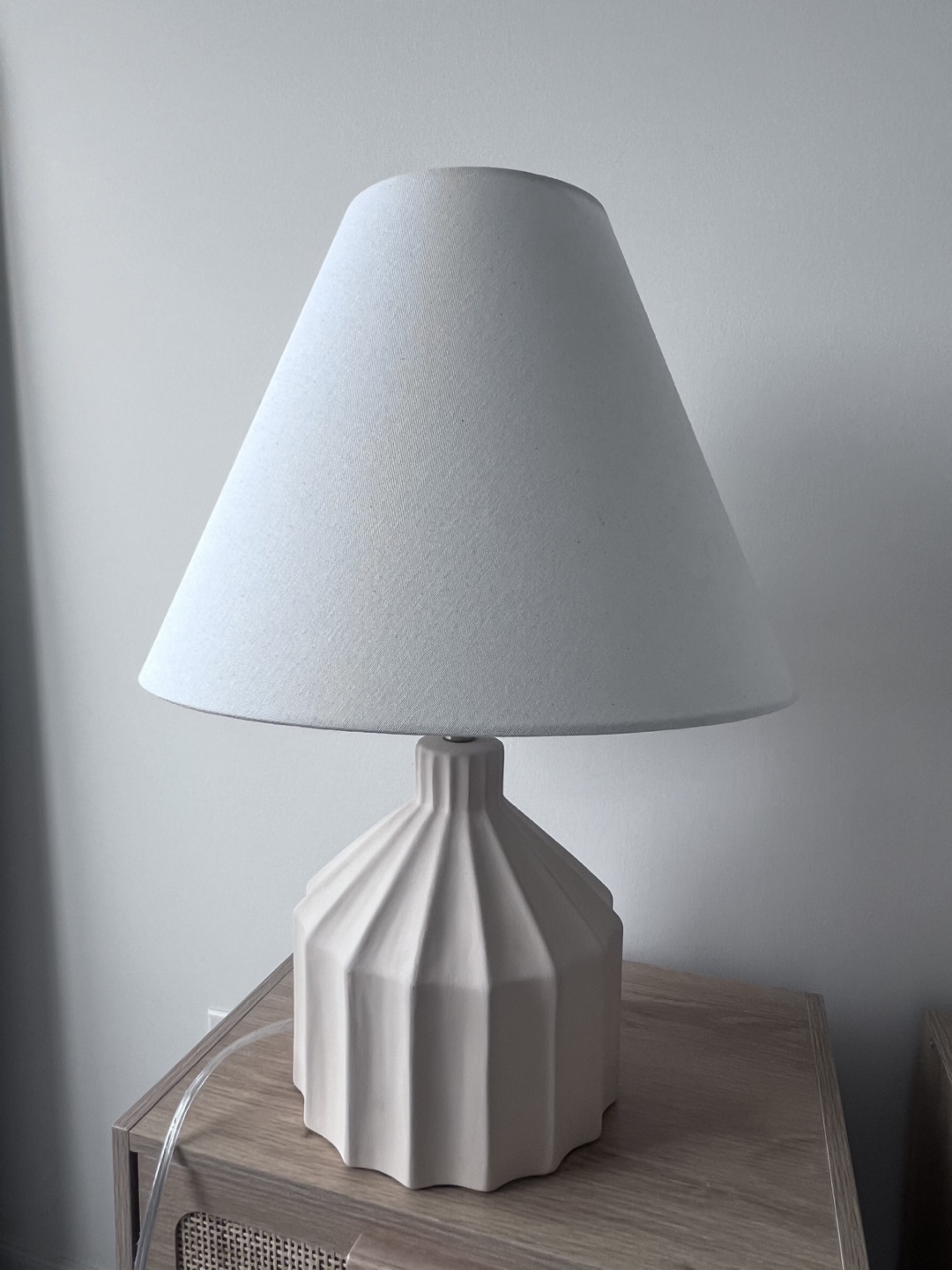 Pair of Modern Table Lamps with Pleated Bases - photo 4
