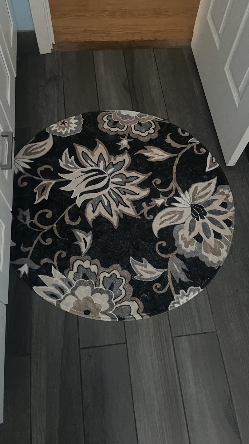 Round Floral Area Rug