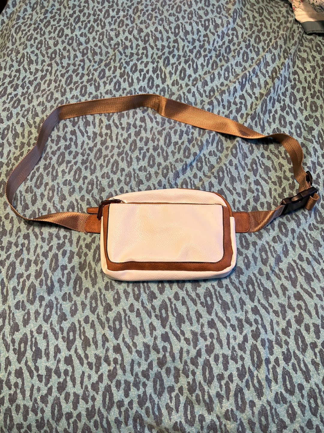 White and Brown Faux Leather Fanny Pack - photo 2