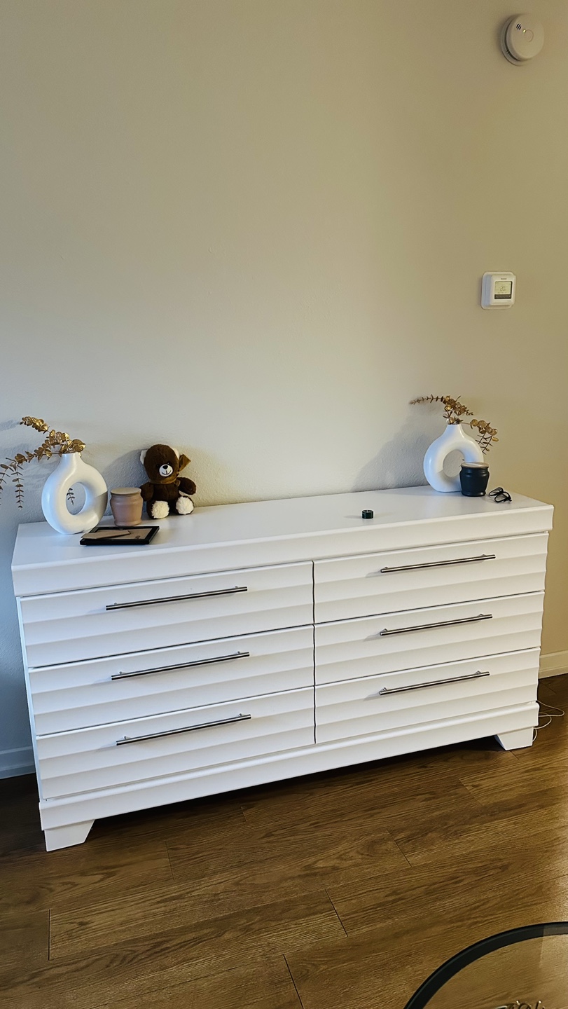 Olivia 6-Drawer Dresser - White - photo 2