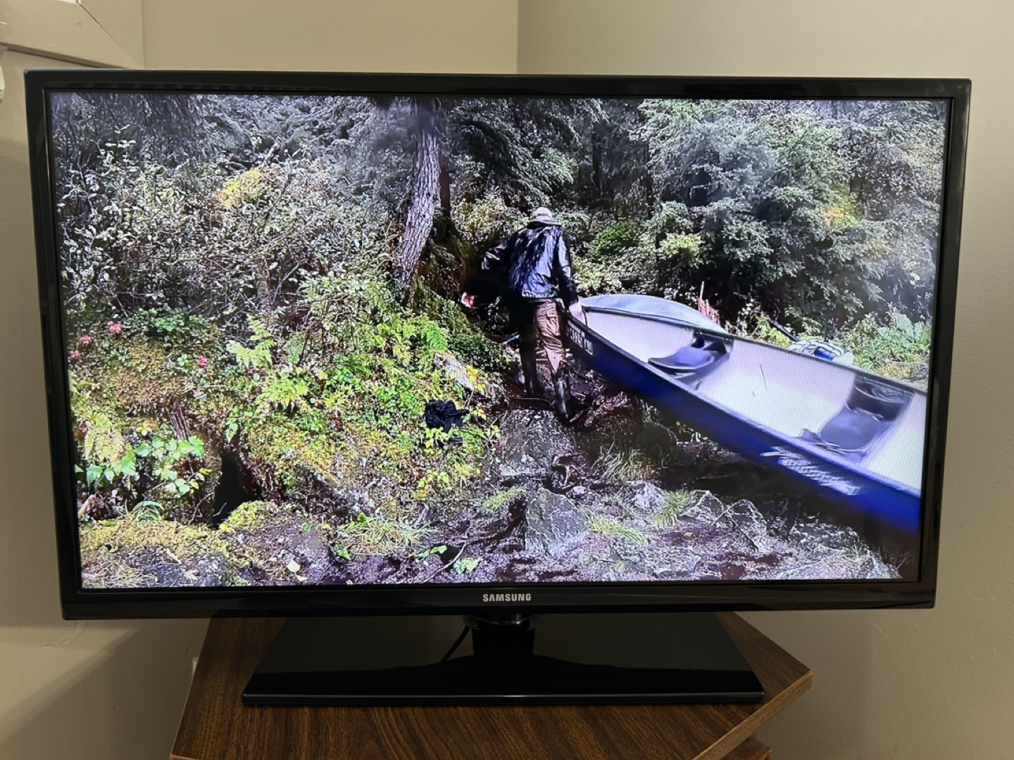 Samsung 32”(Not smart) - photo 2