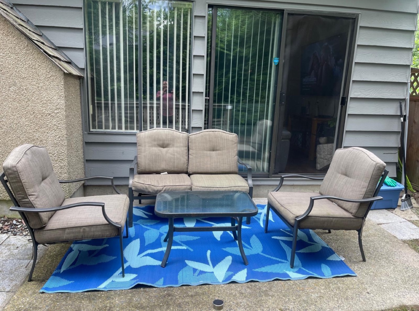 4-Piece Patio Furniture Set with Cushions