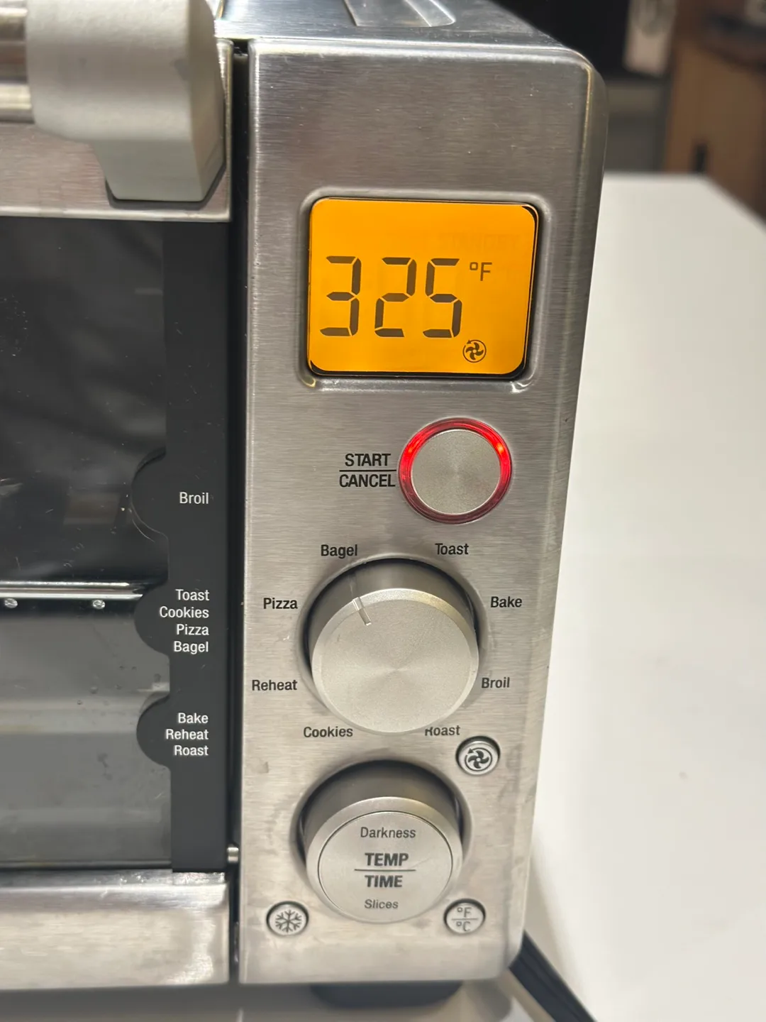 Breville Smart Oven Compact Toaster Oven image indicator(2)