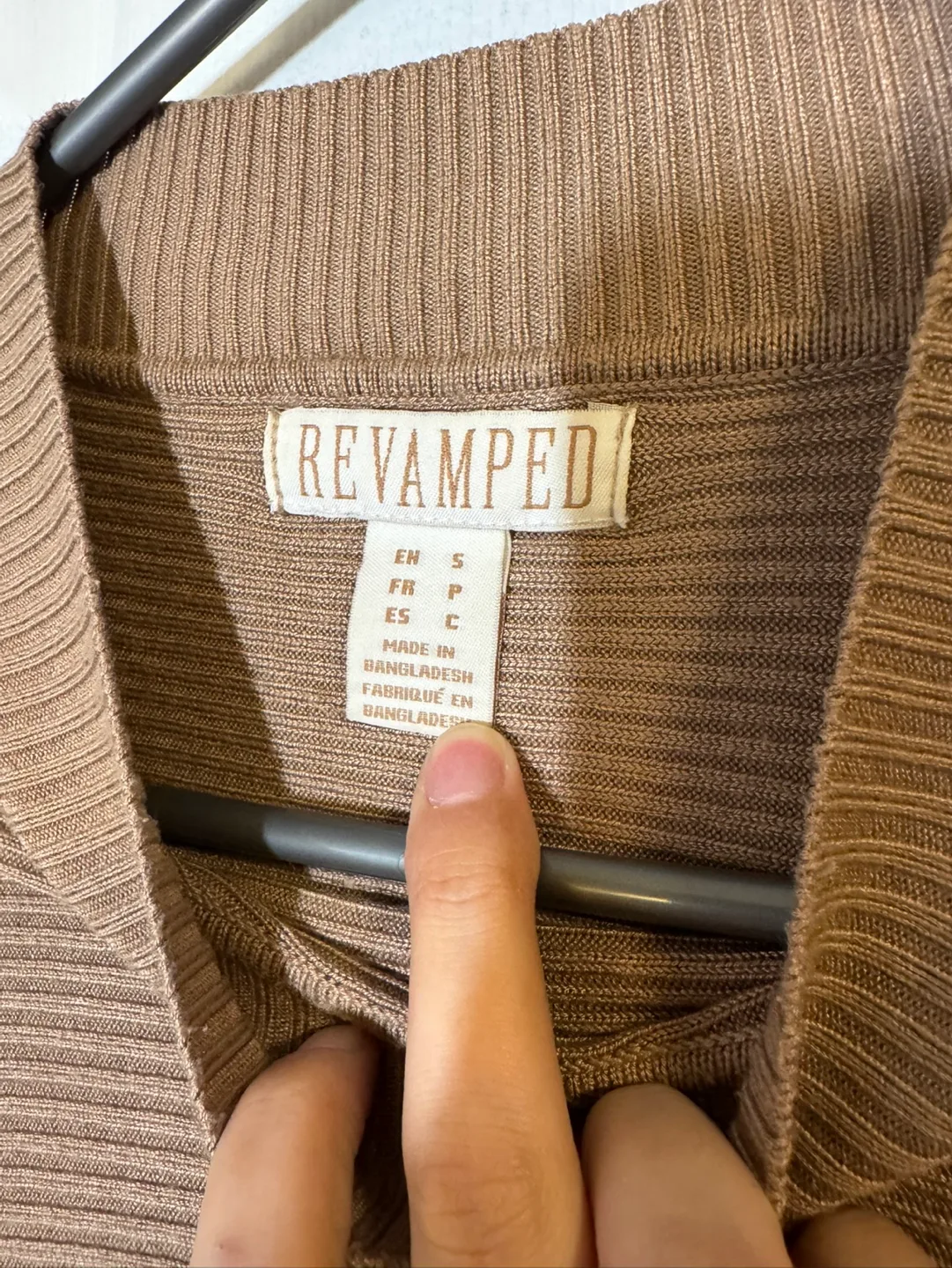 Brown Oversized Sweater image indicator(3)